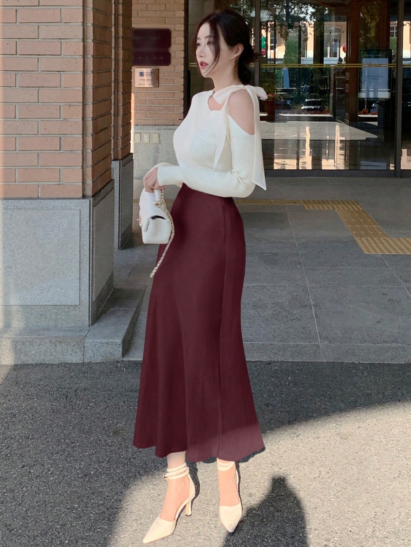 DAZY Women's Fitted Solid-Color Satin Fishtail Long Skirt, Spring/Summer