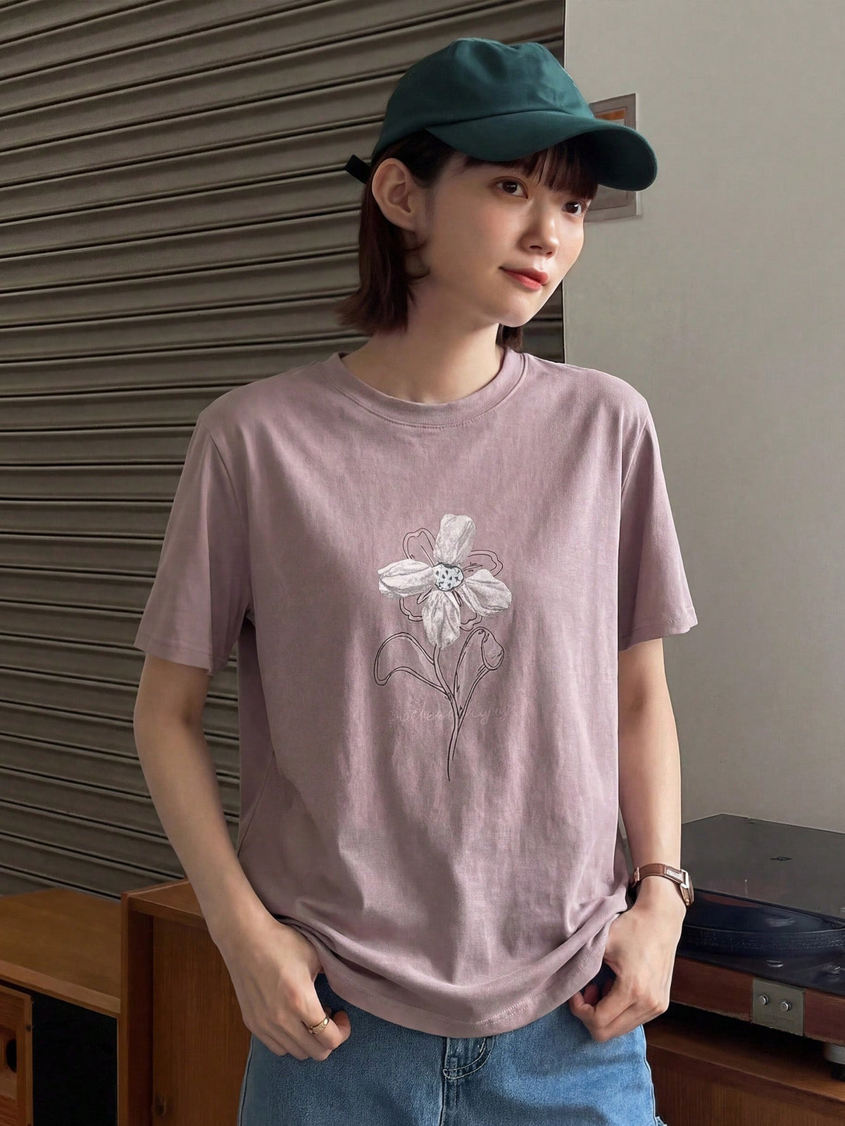 DAZY Women's Loose Casual Printed T-Shirt, Suitable For Beach Vacation Floral