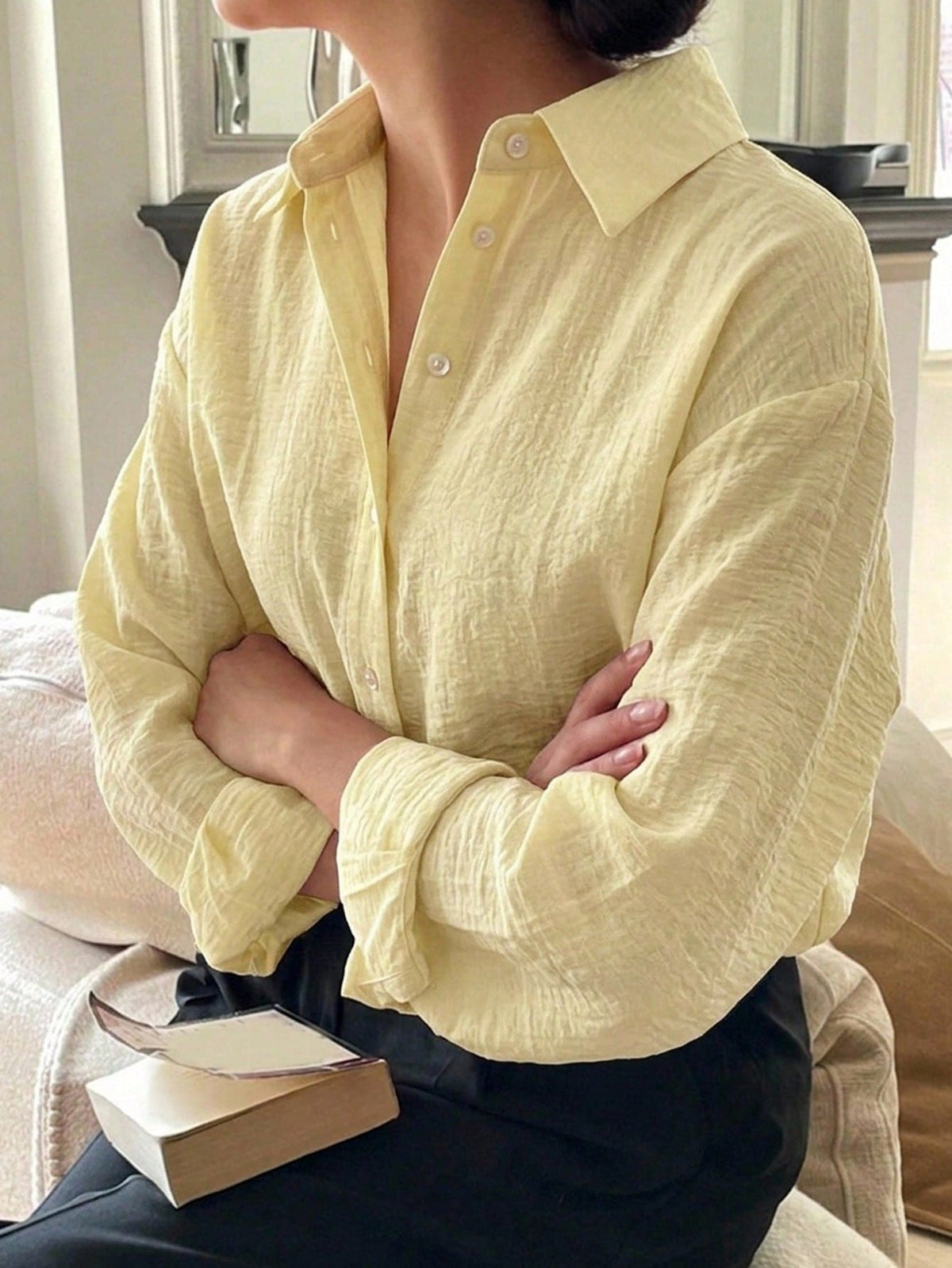 DAZY Women's Solid Color Single-Breasted Casual Versatile Daily Outing Shirt Long Sleeve