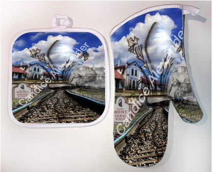 Pot Holder & Oven Mitt Set