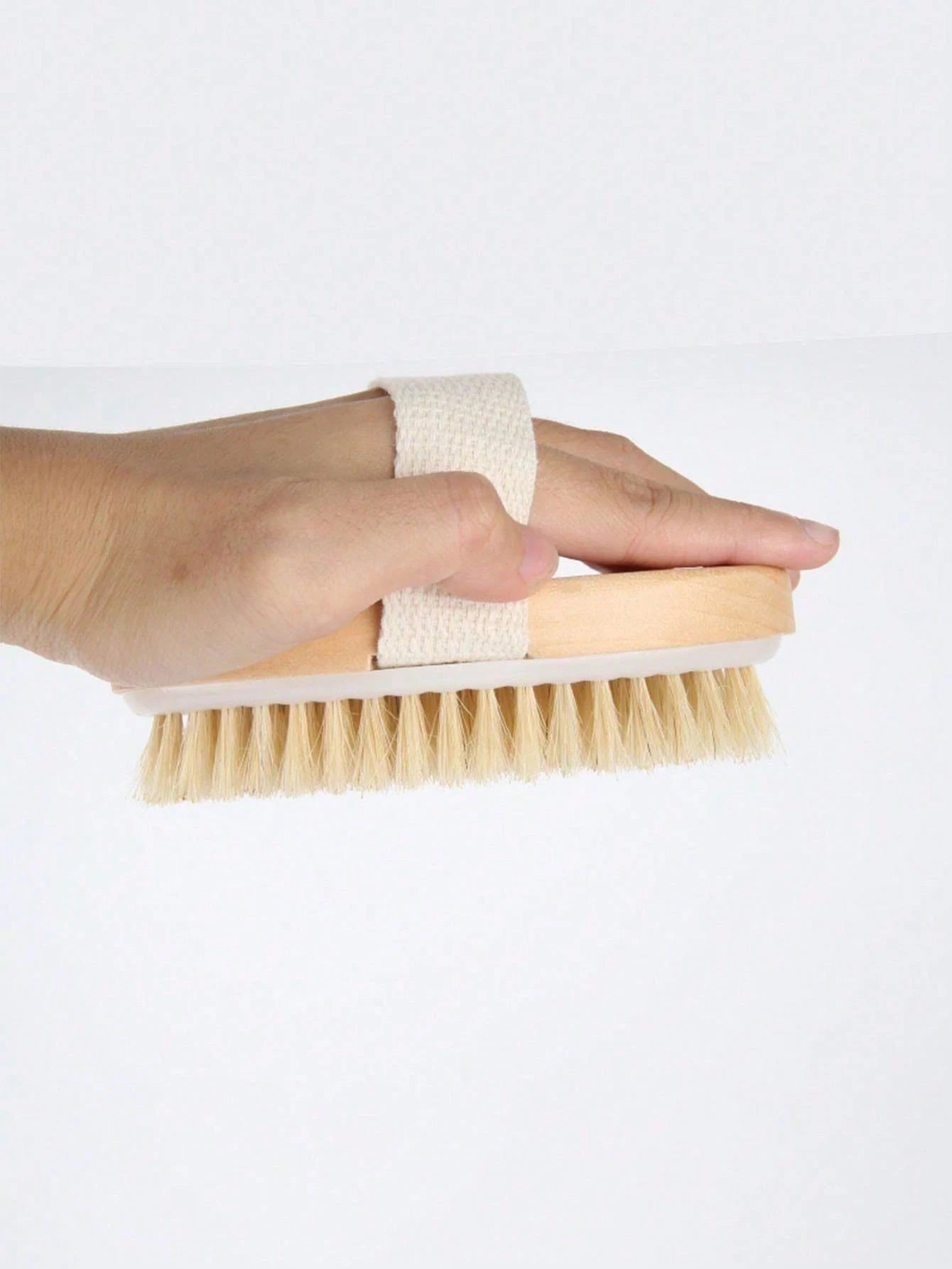 Dual-Purpose Wet & Dry Body Exfoliating Brush- Soft Bristles Gently Slough Off Dead Skin Naturally To Improve Skin Health And Radiance, A Supple Yet Sturdy Natural Massage Brush