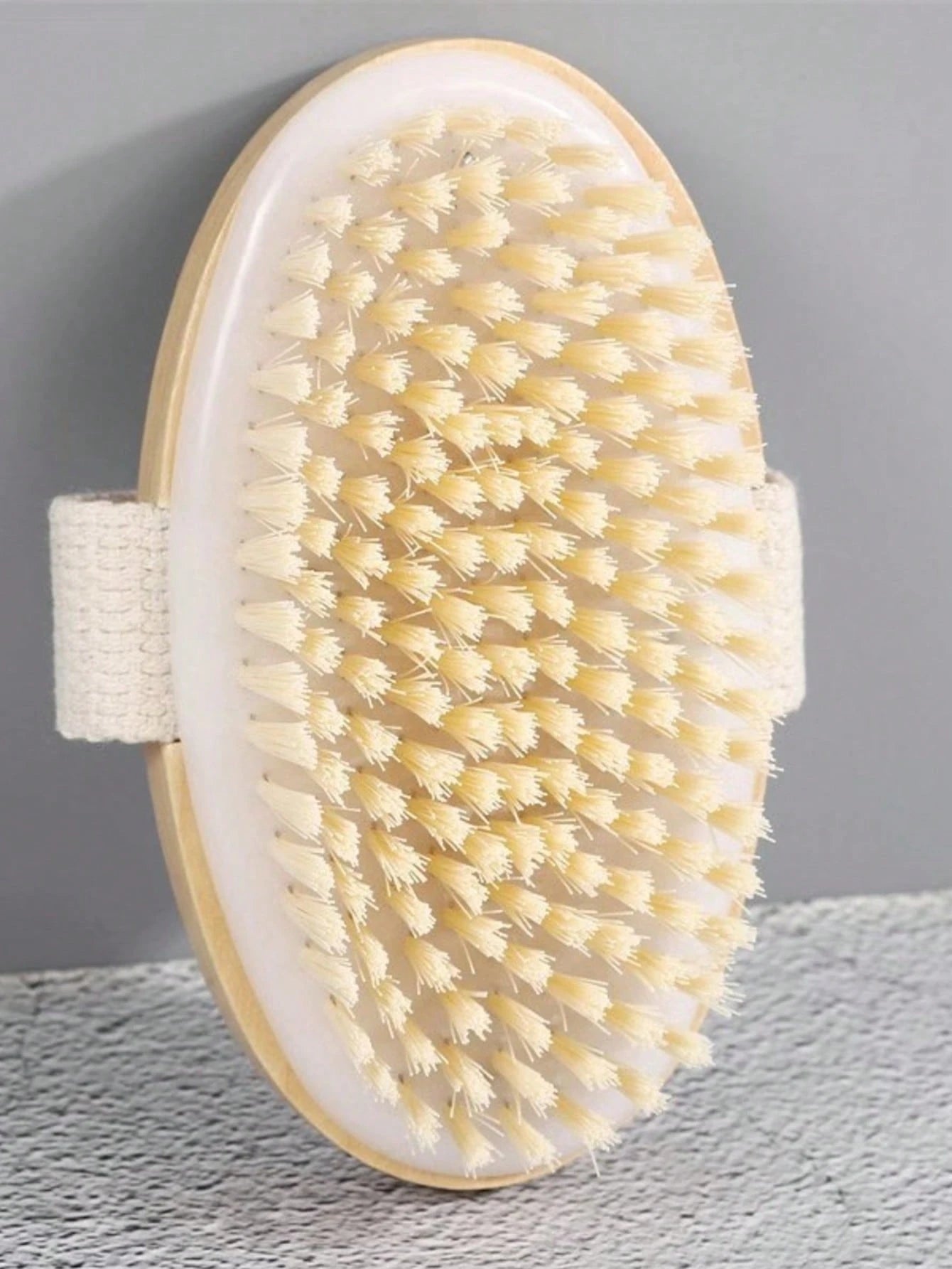 Dual-Purpose Wet & Dry Body Exfoliating Brush- Soft Bristles Gently Slough Off Dead Skin Naturally To Improve Skin Health And Radiance, A Supple Yet Sturdy Natural Massage Brush