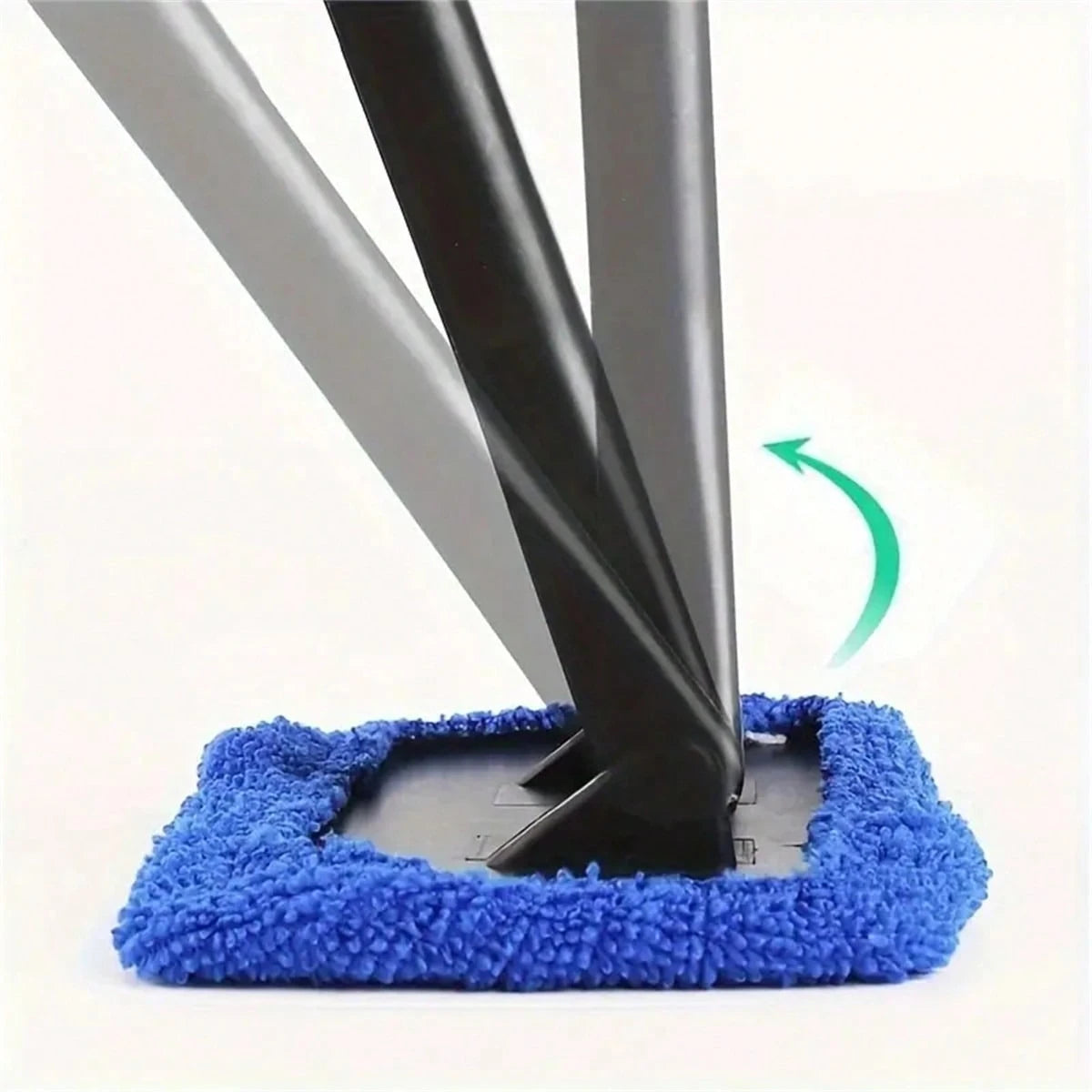 Easily Clean Car Windows, Use This Windshield Cleaning Brush Set!