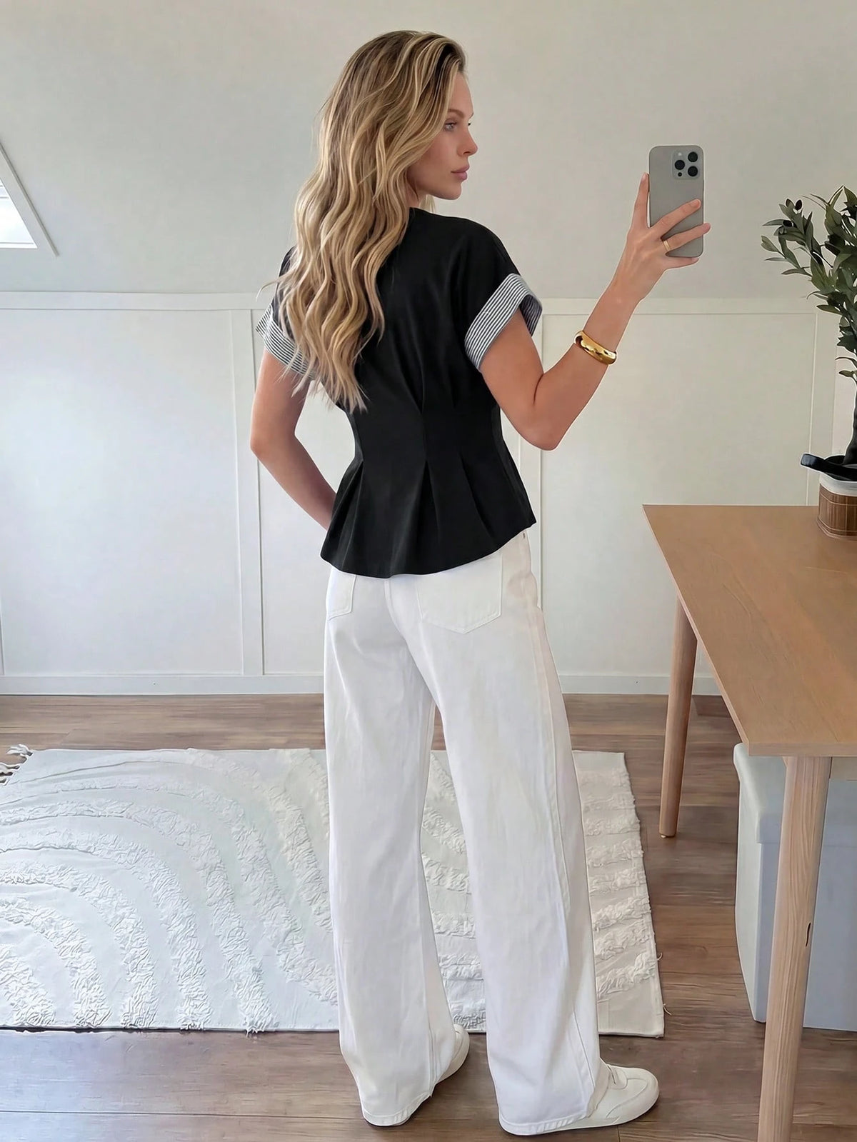 Easowa Round Neck Ruffle Hem Contrast Stripe Patchwork Casual Loose Elegant Commuter Vacation Blouse For Women, Spring/Summer Office Black And White Striped