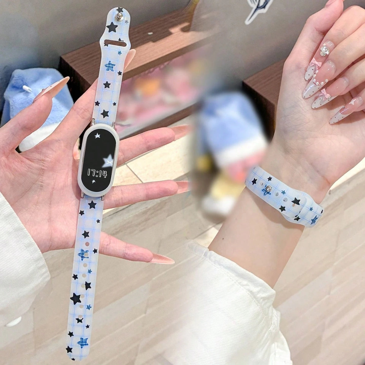 Elegant & Beautiful Multifunctional Durable Creative Sweet Cool Star Pattern Single-Pin Silicone Watch Band, Asymmetrical Shape, Compatible With Xiaomi 10/9/8 Wristband, Quick-Release Buckle Design, S