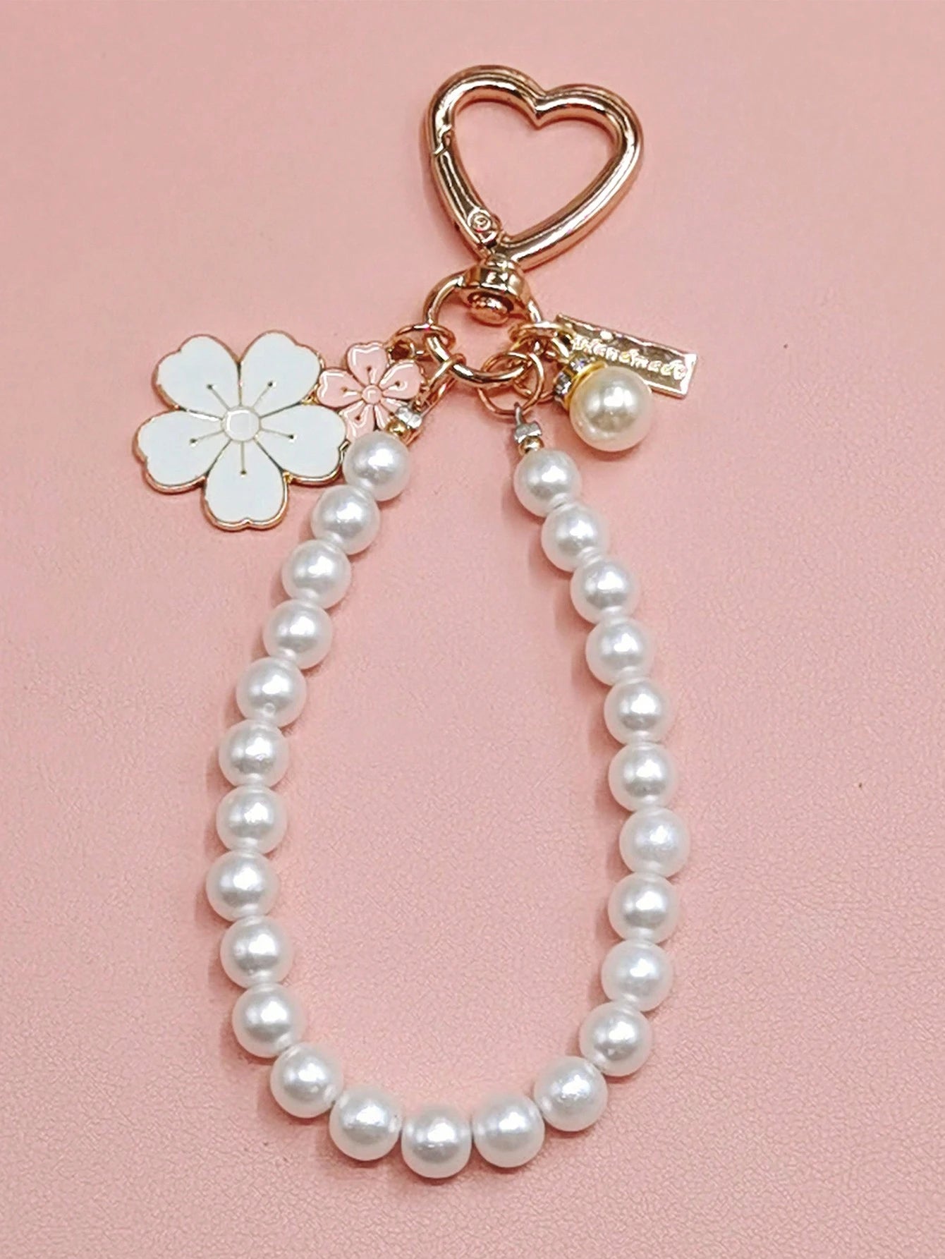 Elegant Flower Patterned Alloy Pearl Bracelet,Designed Specifically For Women And Girls. Keychain, Purse Pendant Keychain Charms