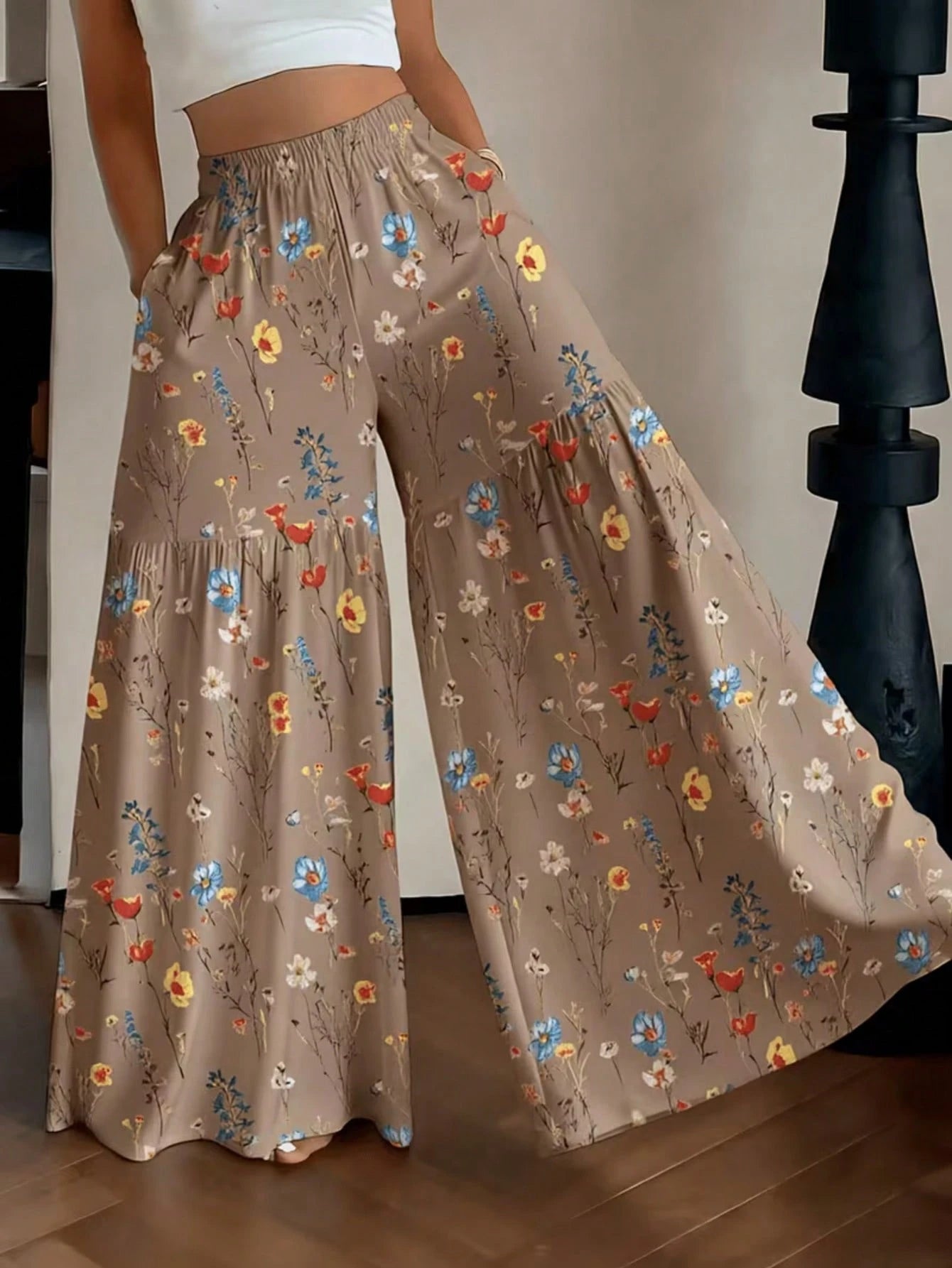 Elegant Women's Lightweight Printed Wide Leg Pants, Comfortable Loose Fit, Suitable For All Seasons Vacation