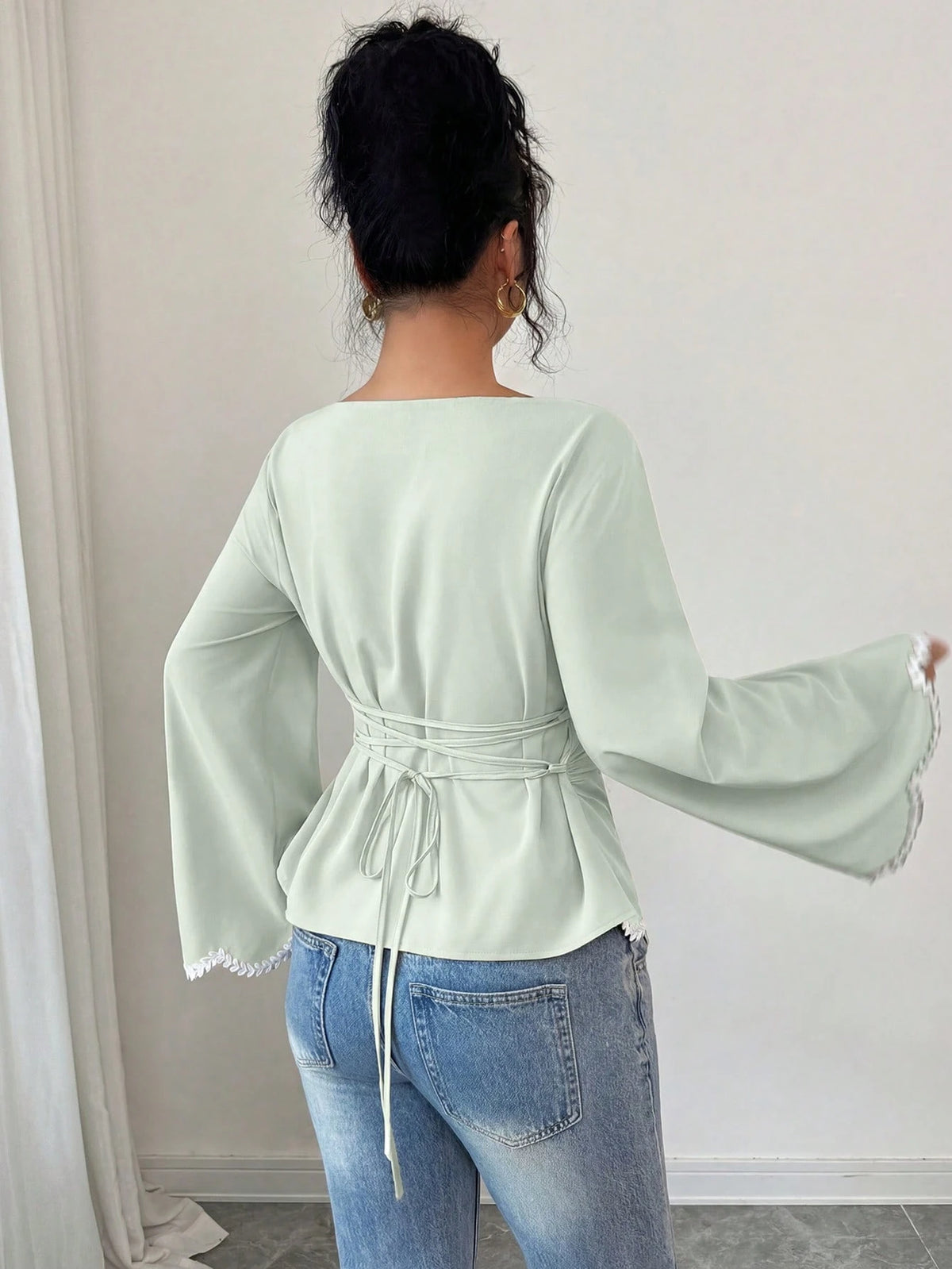 Elenzga 1pc Women's Spring/Summer Wavy Heart Woven Trim Ruched Waist Blouse