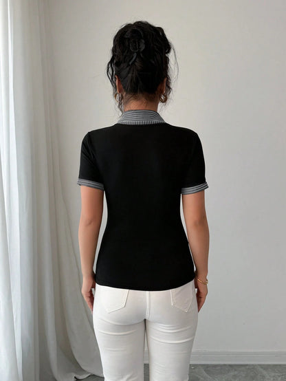 Elenzga Stylish Women's Colorblock Fabric T-Shirt With Short Sleeves And Striped Shirt Collar Detail Going Out Tops