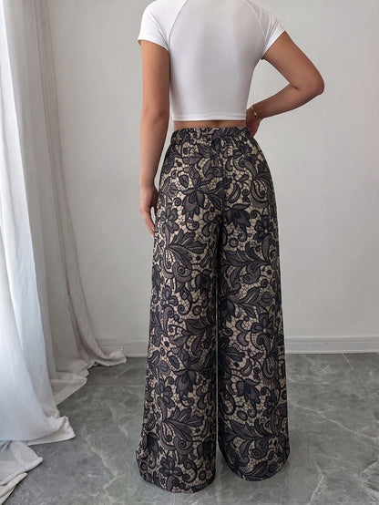 Elenzya Spring/Summer New Casual High-Waist Polka Dot Skorts, Vintage Leather Belt Matching, Elegant Style Suitable For Daily Wear, Work, Graduation Season, Music Festival, Derby, Horse Racing