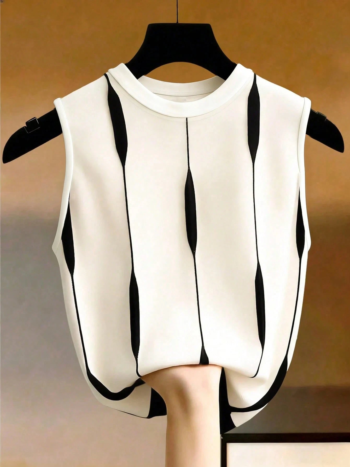 EMERY ROSE Plus Size Contrast Stripe Sleeveless Tank Top For Women