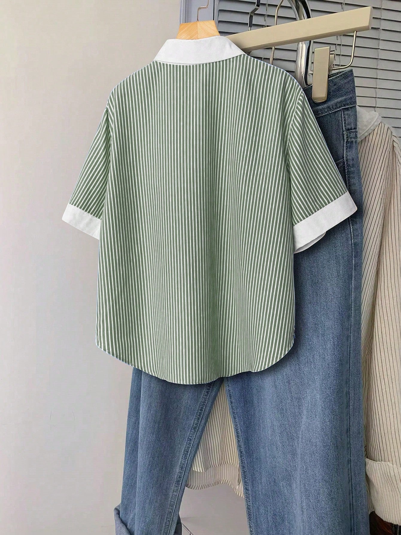 EMERY ROSE Plus Size Summer Casual Striped Patchwork Shirt