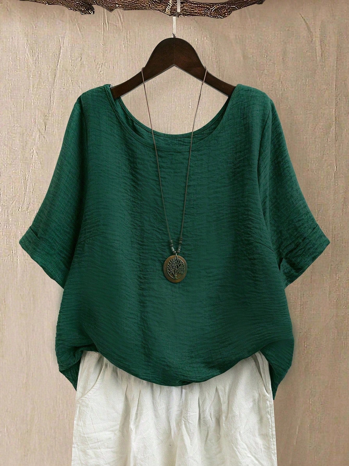 EMERY ROSE Plus Size Women Crew Neck Casual/Daily/Outdoor/Minimalist/Vacation/Flattering Textured Sage Green Pullover Top, Spring/Summer