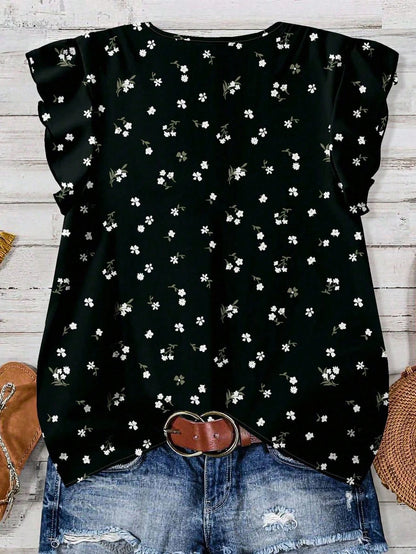 EMERY ROSE Plus Size Women's Vacation Floral Print Button Front Ruffle Trim Casual Blouse Shirt,Black And White,Summer,Boho,Elegant,Holiday,Ditsy Flower Tops