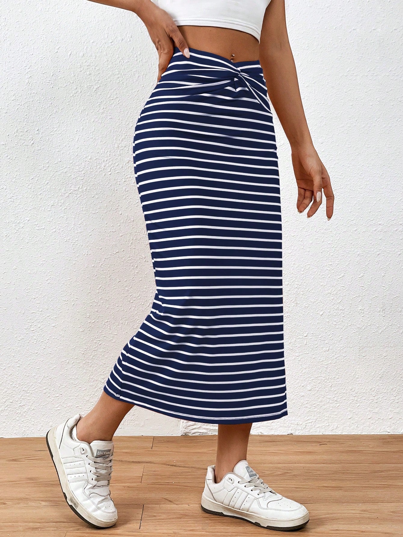 EMERY ROSE Summer Casual Striped Twist Slit Mid-Length Skirt