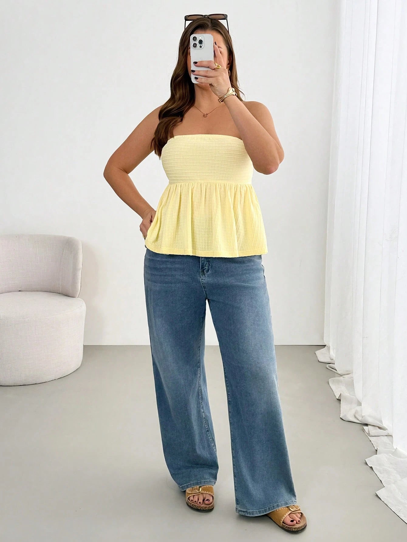 Essnce Plus-Size Women's Butter Yellow Strapless Top, Summer Casual Everyday Fashion Stretchy Comfortable Textured Fabric Basic Versatile Vacation Beach