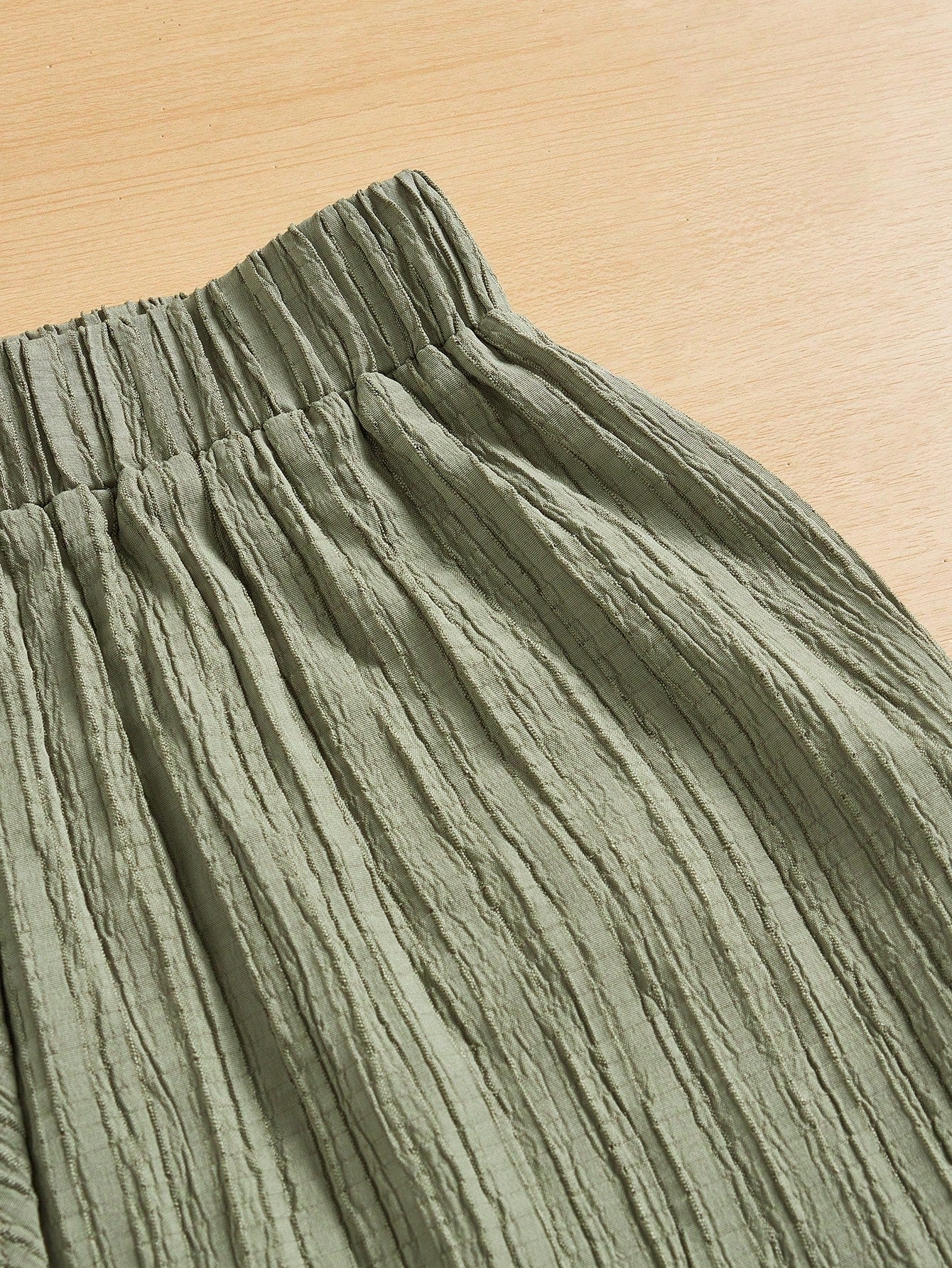 Essnce Summer Casual Textured Wide Leg Capri Pants