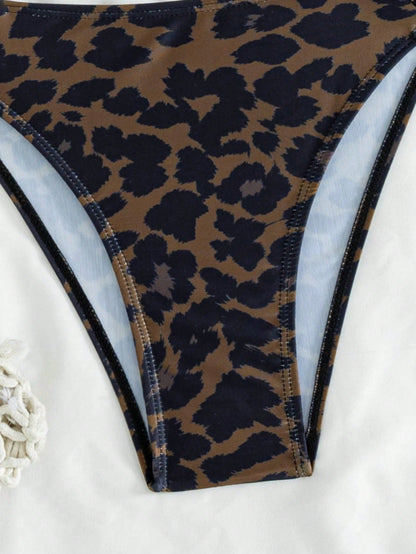 European And American Women's Sexy Leopard Print Fine Straps With Metal Accessories Bikini 2 Pieces Set Vacation