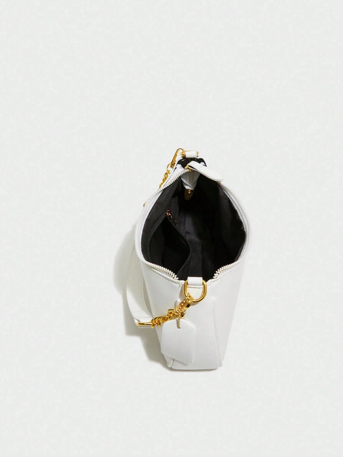 Fashion Versatile PU Waterproof Fabric M Letter Pattern Shoulder Bag, Printed Design Metal Chain Decoration White Baguette Bag With Cherry Pendant
