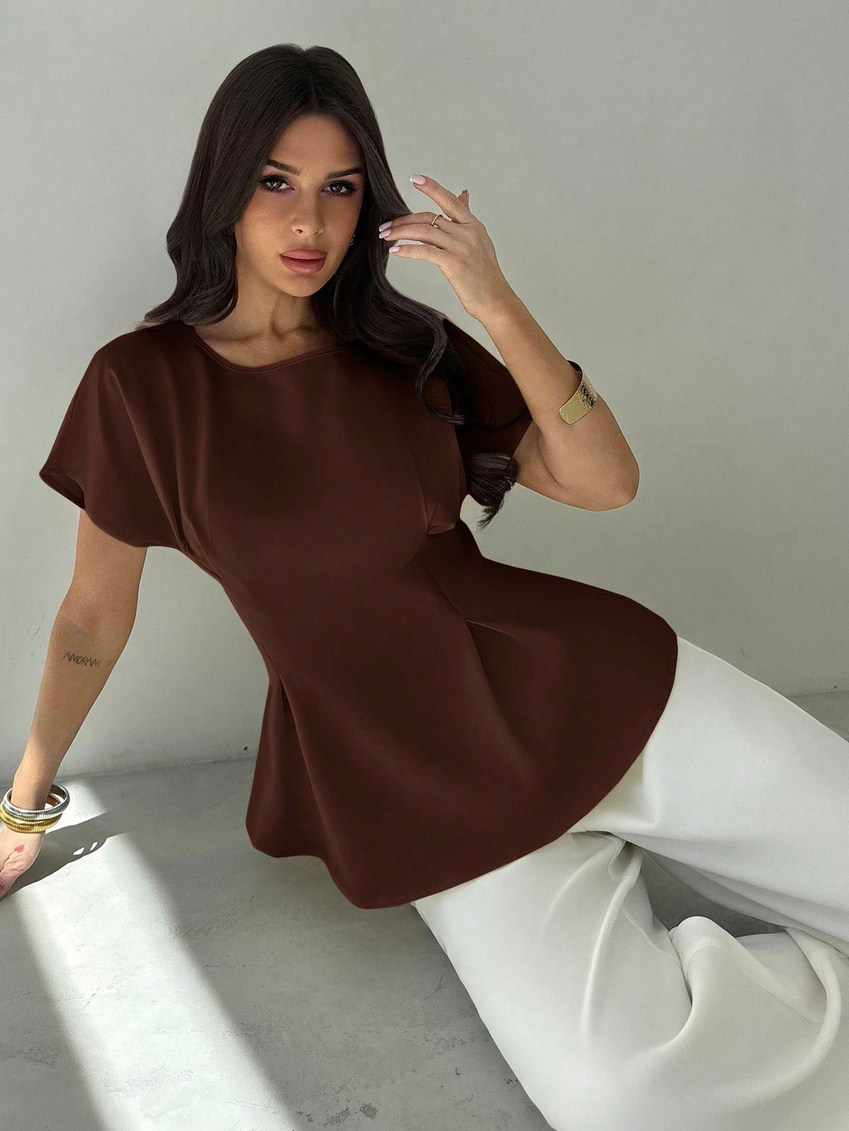Firerie Women's Dark Brown Autumn Elegant Office Short Sleeve Round Neck Waist Pleated X-Shaped Shirt,Vintage Bamboo Texture Fabric Commuting Versatile Top