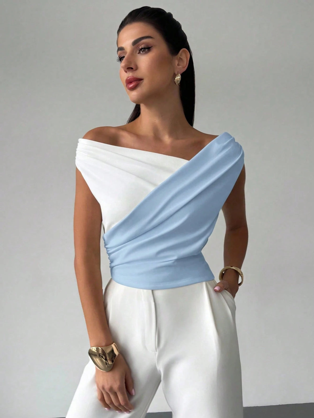 Firerie Women's Elegant Summer White And Blue Sleeveless Crop Top,Formal Minimalist Chic Asymmetric Ruffle Hem Contrast Color,Daily Commute Music Festival