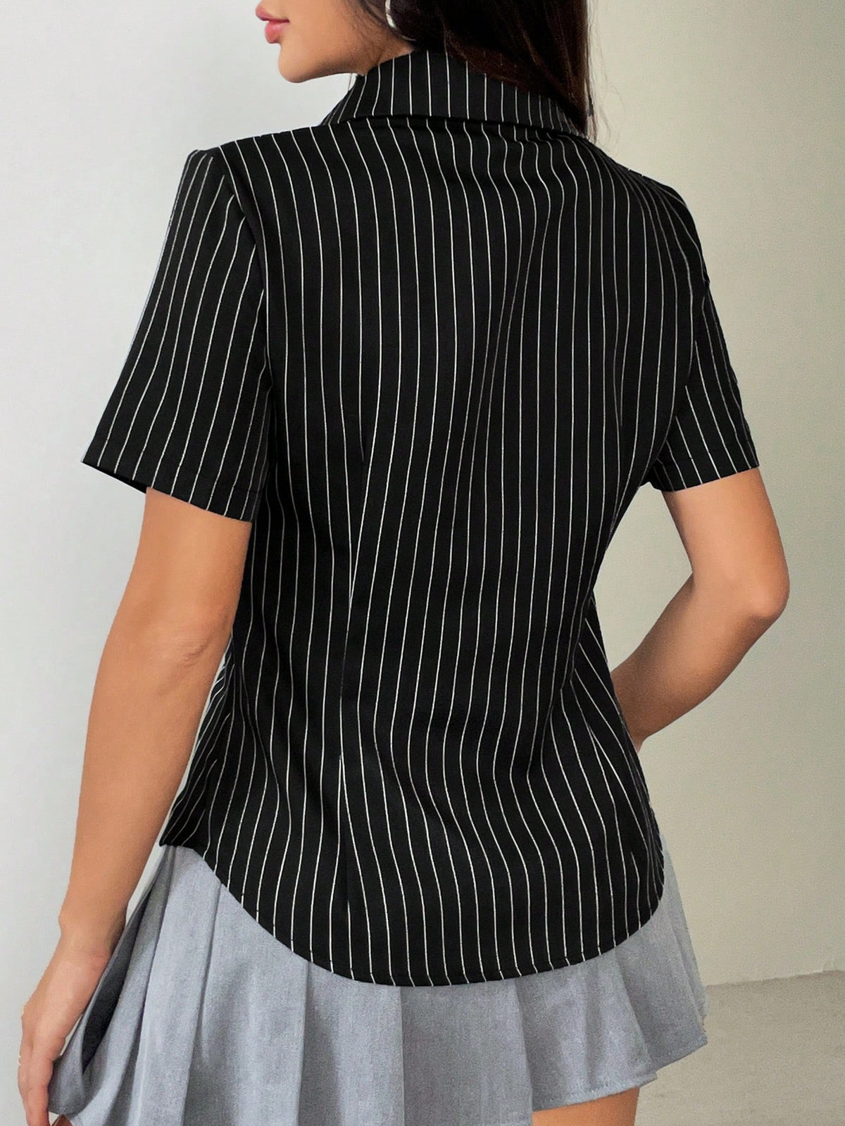 Flirla Women's Button-Down Short-Sleeved Striped Design Slim Fit Everyday Shirt,Short Sleeve Tops