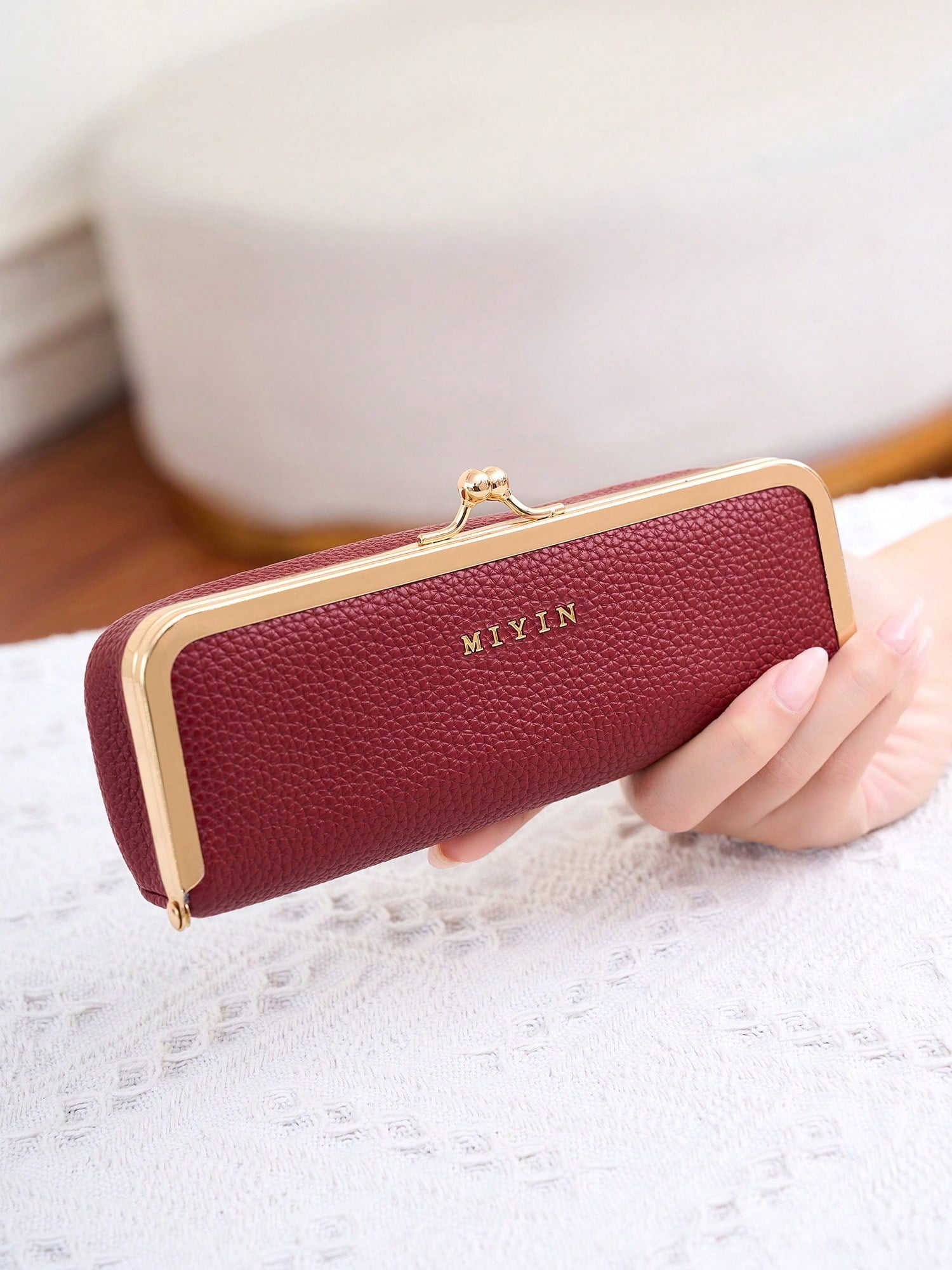 FOREVER MIYIN Leopard Print Long Makeup Bag For Women,Kiss-Lock Jewelry Storage Box,Large Capacity Glasses Case,Ring,Earrings,Necklace Lipstick Case,Coin Purse