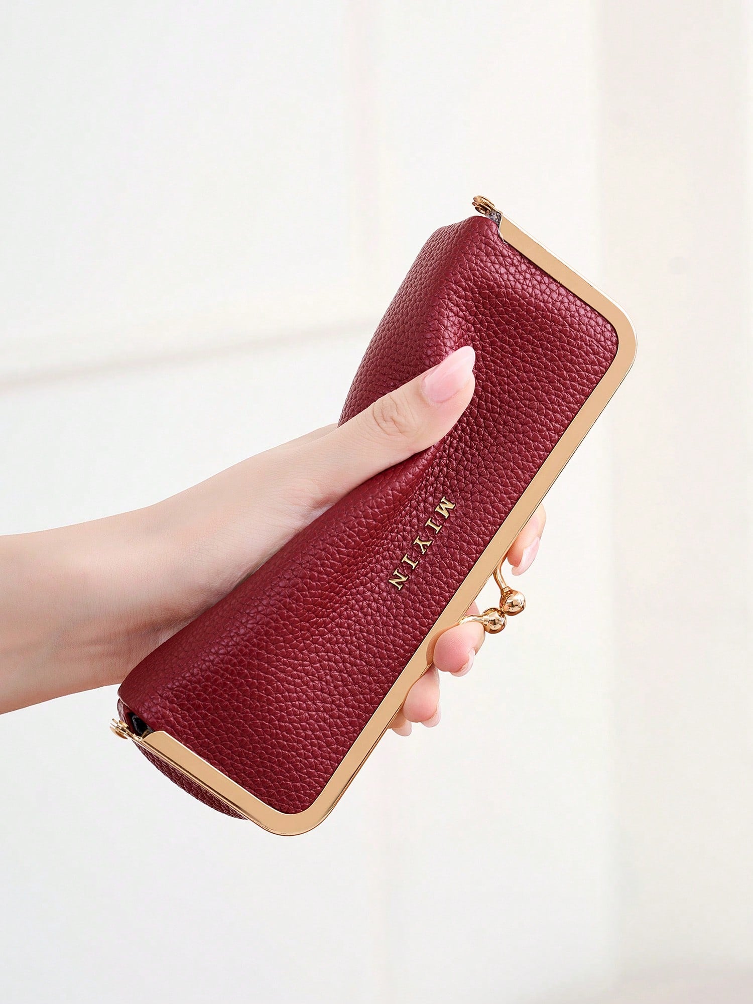 FOREVER MIYIN Leopard Print Long Makeup Bag For Women,Kiss-Lock Jewelry Storage Box,Large Capacity Glasses Case,Ring,Earrings,Necklace Lipstick Case,Coin Purse