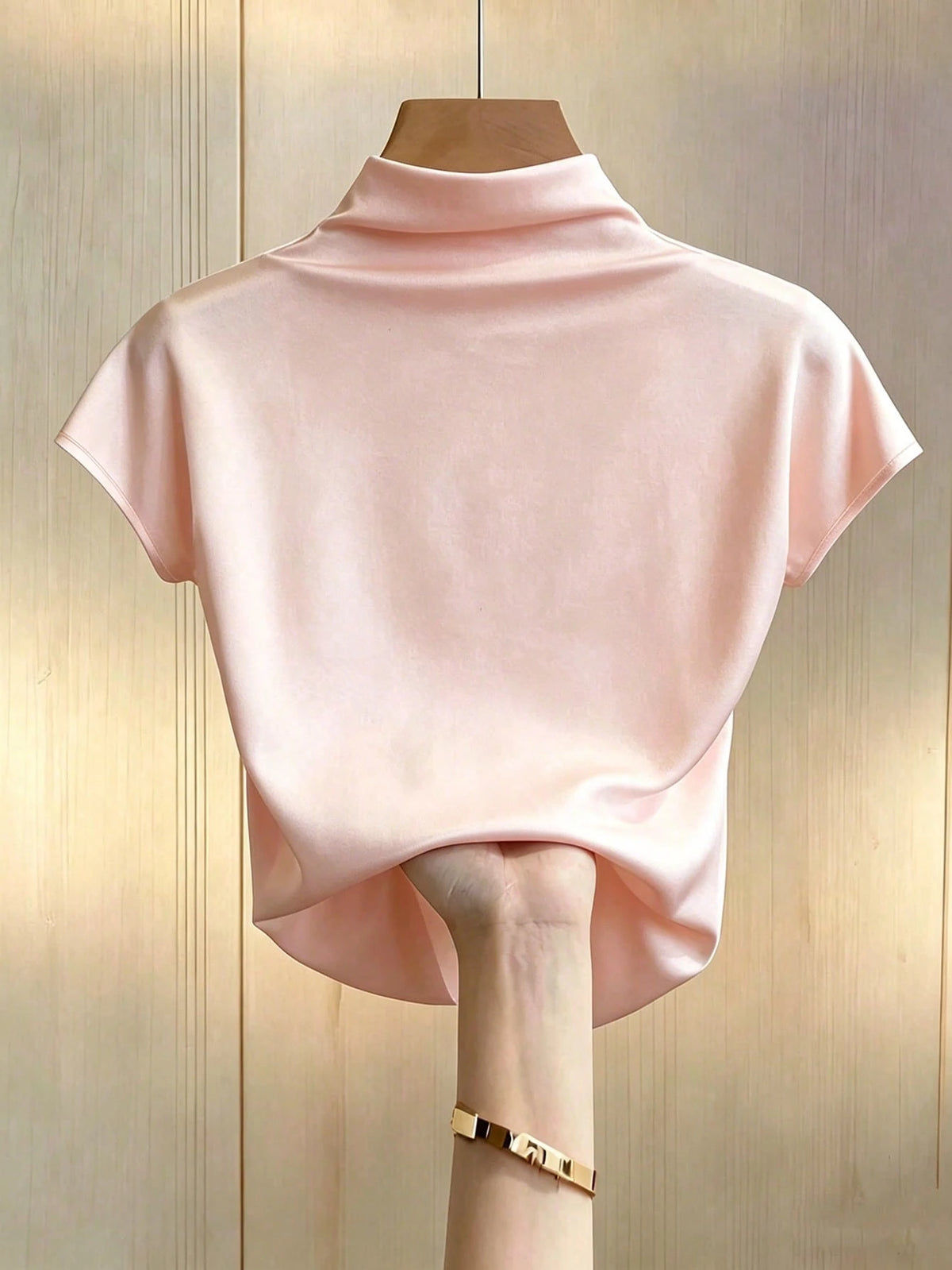 Franclia Casual Versatile Solid Color Pleated Fitted Short Sleeve White T-Shirt For Women