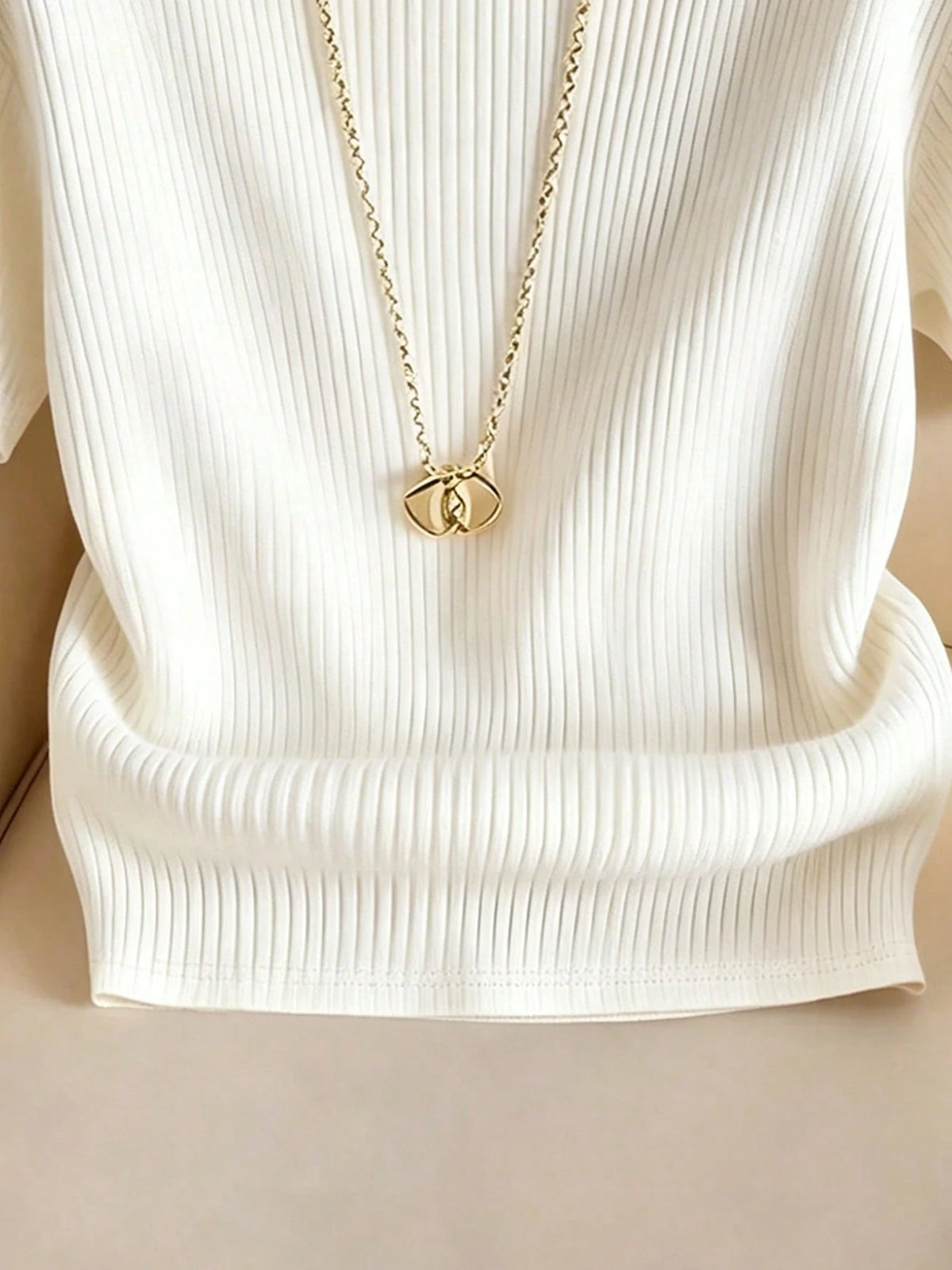 Franclia Elegant Round Neck Knit T-Shirt, Minimalist Fashion Knit T-Shirt, New Arrival For Summer