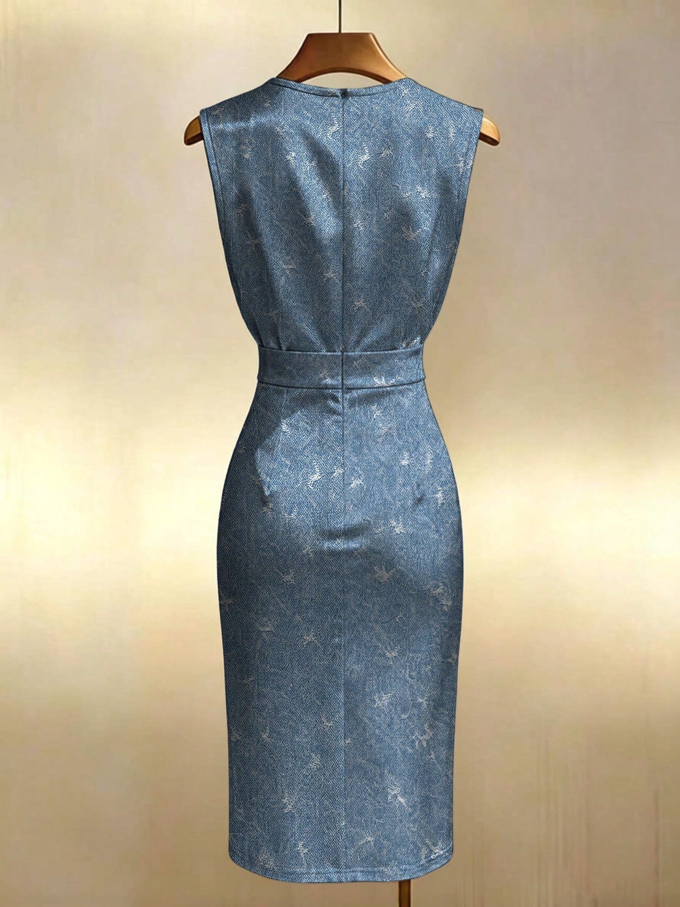 Franclia Gold-Plated Satin Sleeveless Waist-Cinching Slit Midi Dress