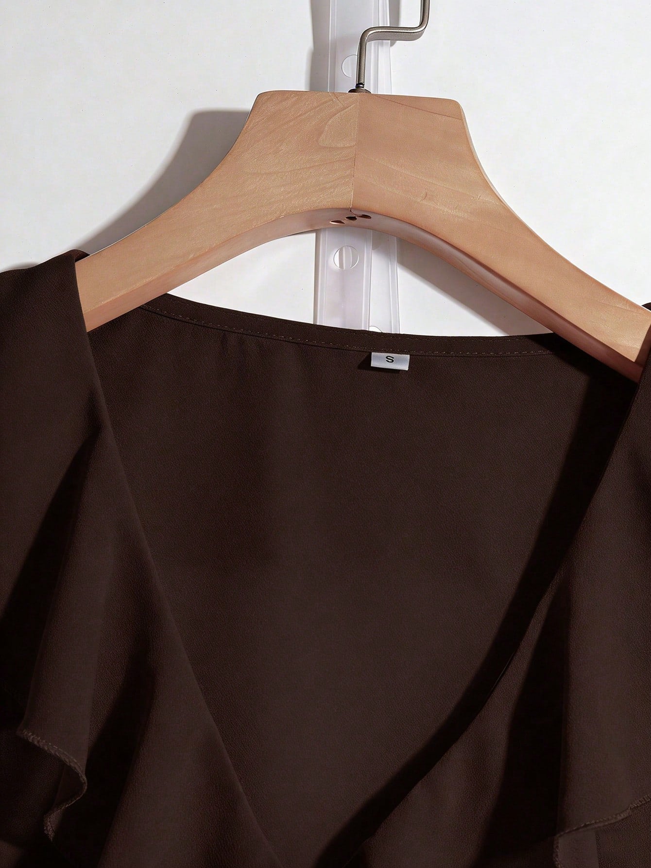 Franclia V-Neck Ruffle Puff Sleeve Casual Blouse