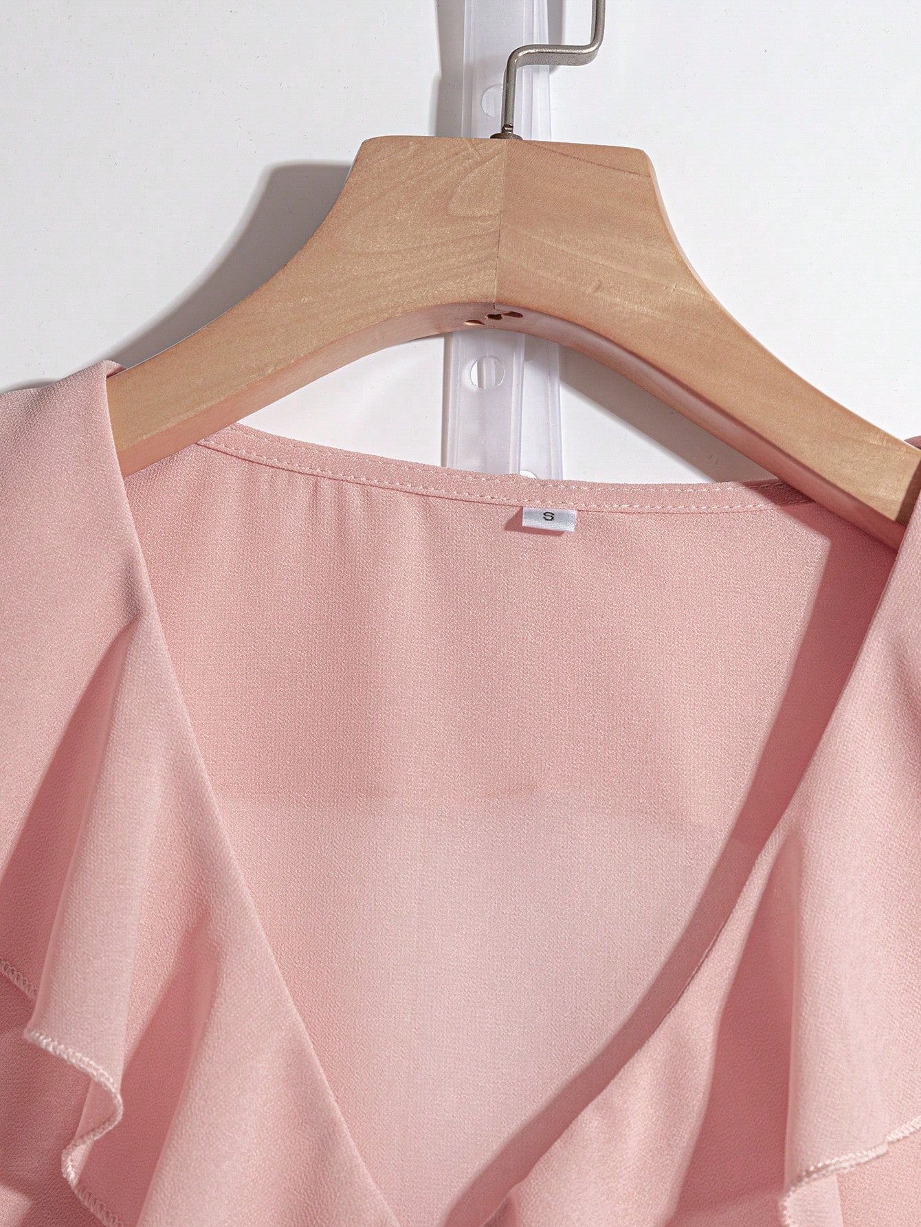 Franclia V-Neck Ruffle Puff Sleeve Casual Blouse