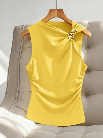 Franclia Women's Elegant Minimalist Metal Decor V-Neck Sleeveless Top, Suitable For Commuting