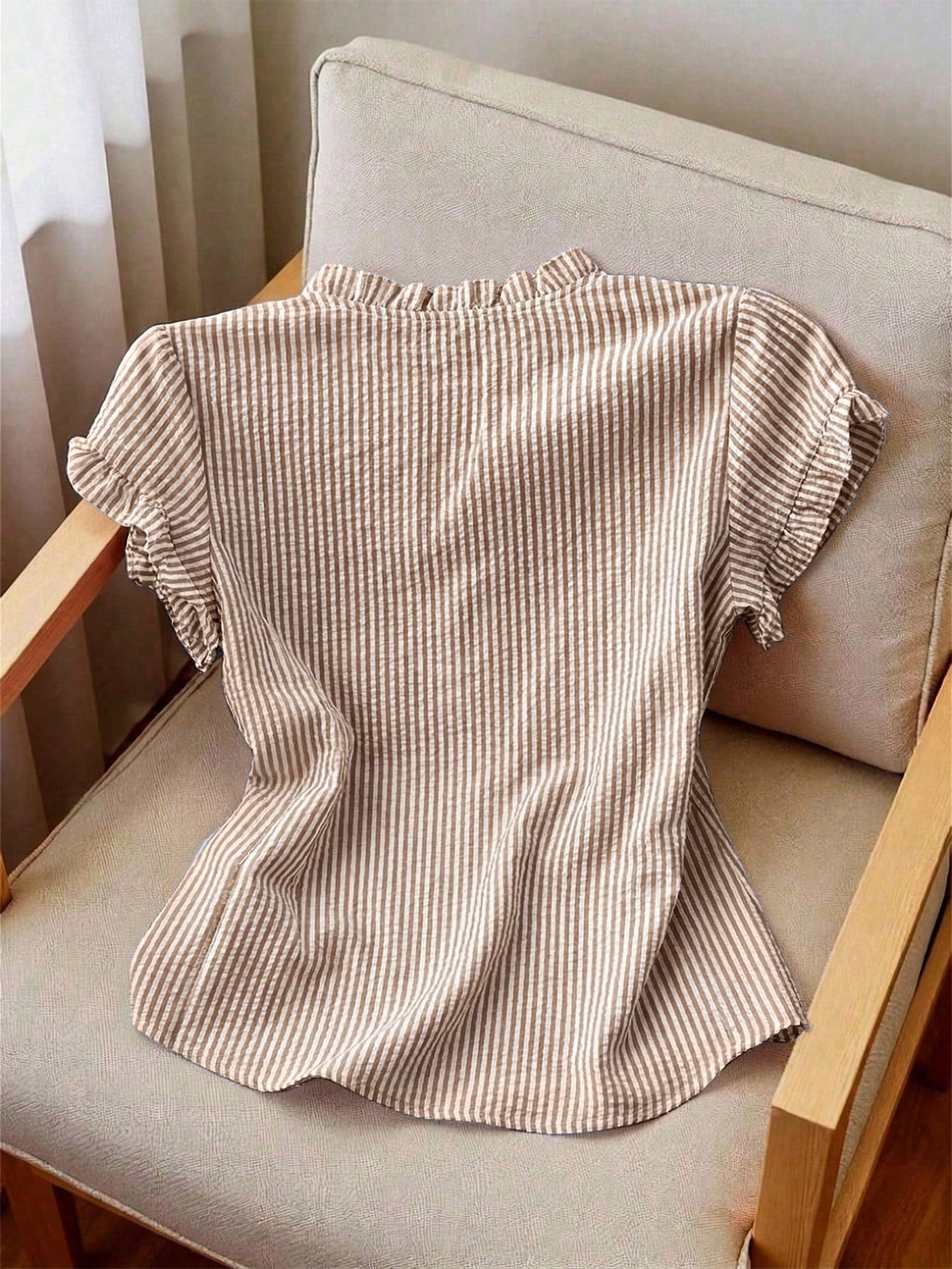 Franclia Women's Striped Frill Trim Short Sleeve Single-Breasted Casual Shirt