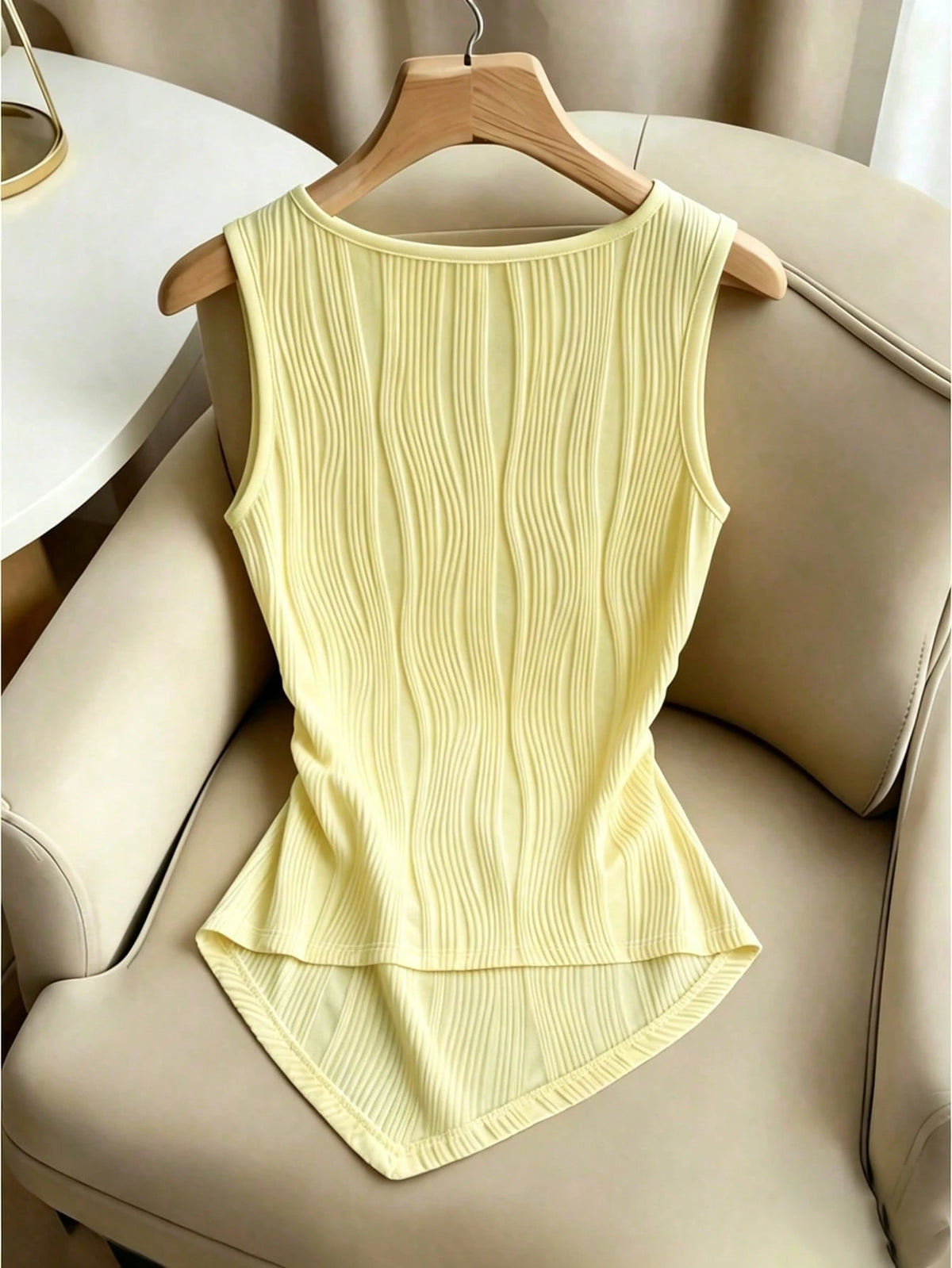 Franclia Women's White Sleeveless V-Neck Tank Top,Chic Elegant Summer Everyday Knit Fabric,Asymmetrical Wavy Hem,Elastic Sides,Fitted Versatile All-Match