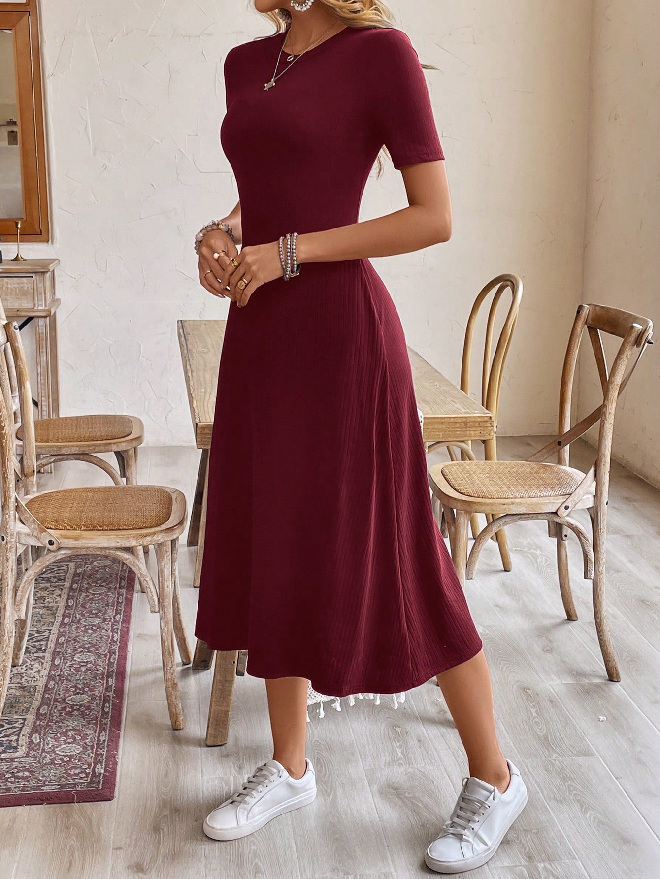 Frenchy Women Burgundy Red Summer Casual Long Dress,Short-Sleeve Round Neck Simple Minimalist Work Office Clothes,Old Money Brunch Vacation Holiday