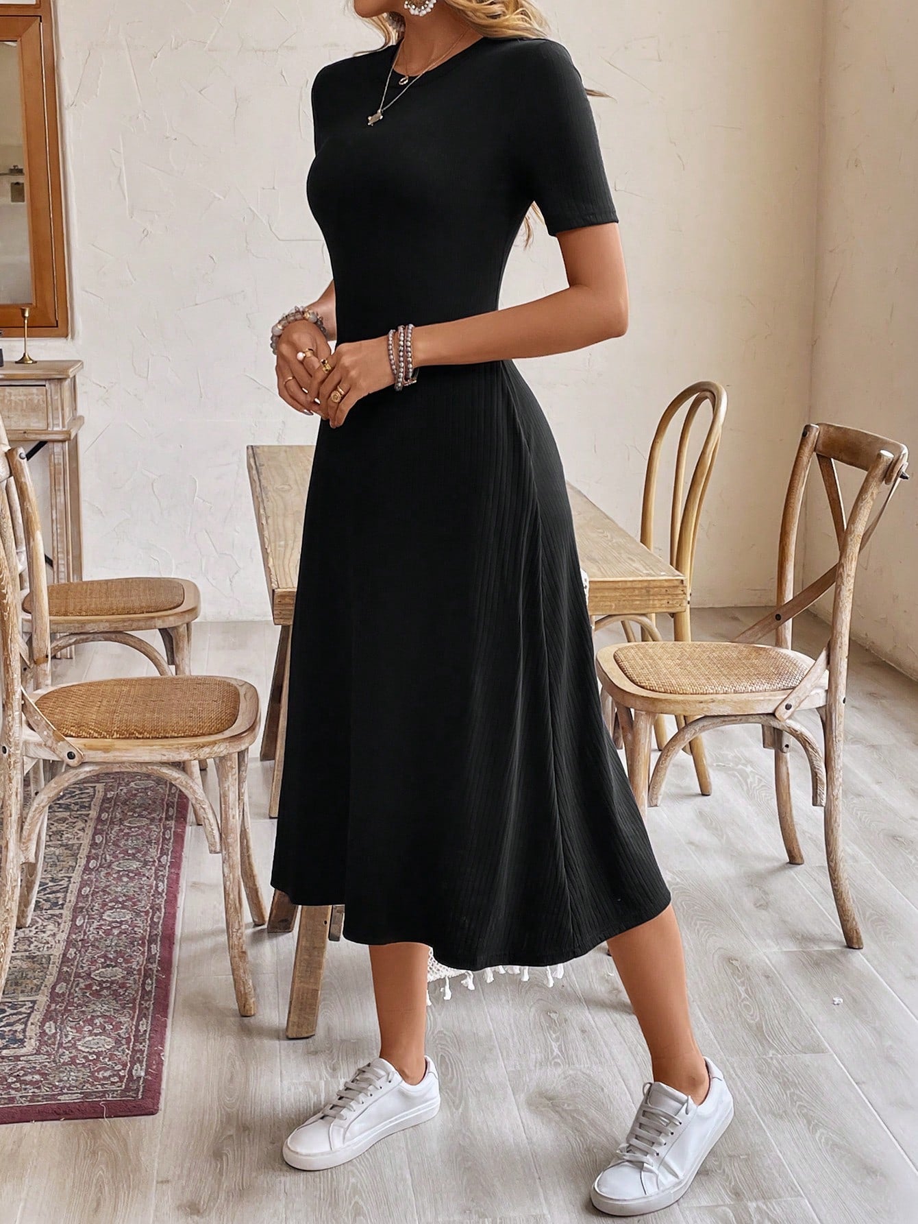 Frenchy Women Burgundy Red Summer Casual Long Dress,Short-Sleeve Round Neck Simple Minimalist Work Office Clothes,Old Money Brunch Vacation Holiday