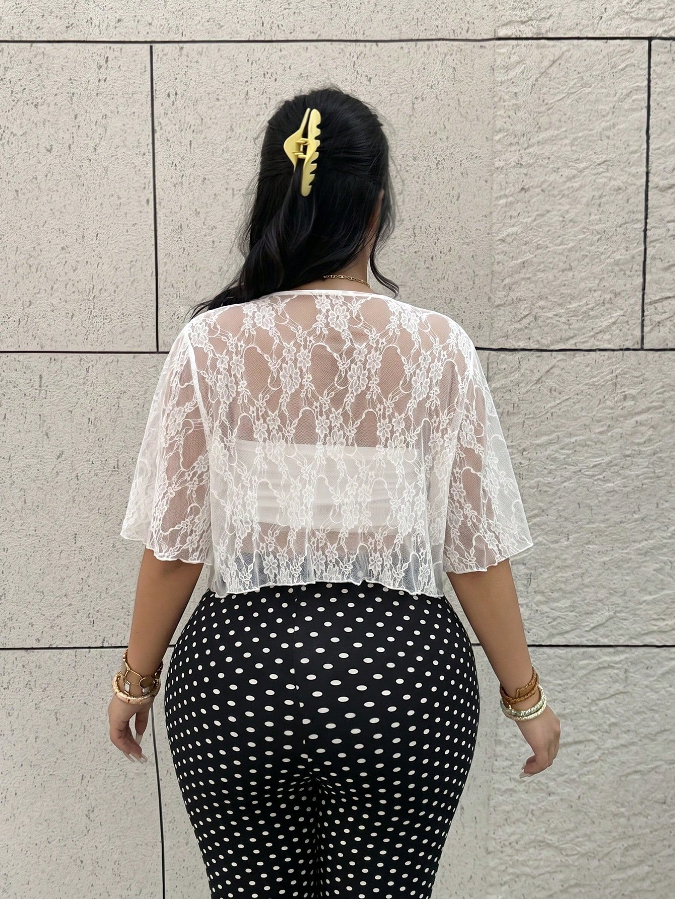 GalTyme Plus Size Women's Summer Beach Vacation Sheer Lace Front Tie Cropped Top