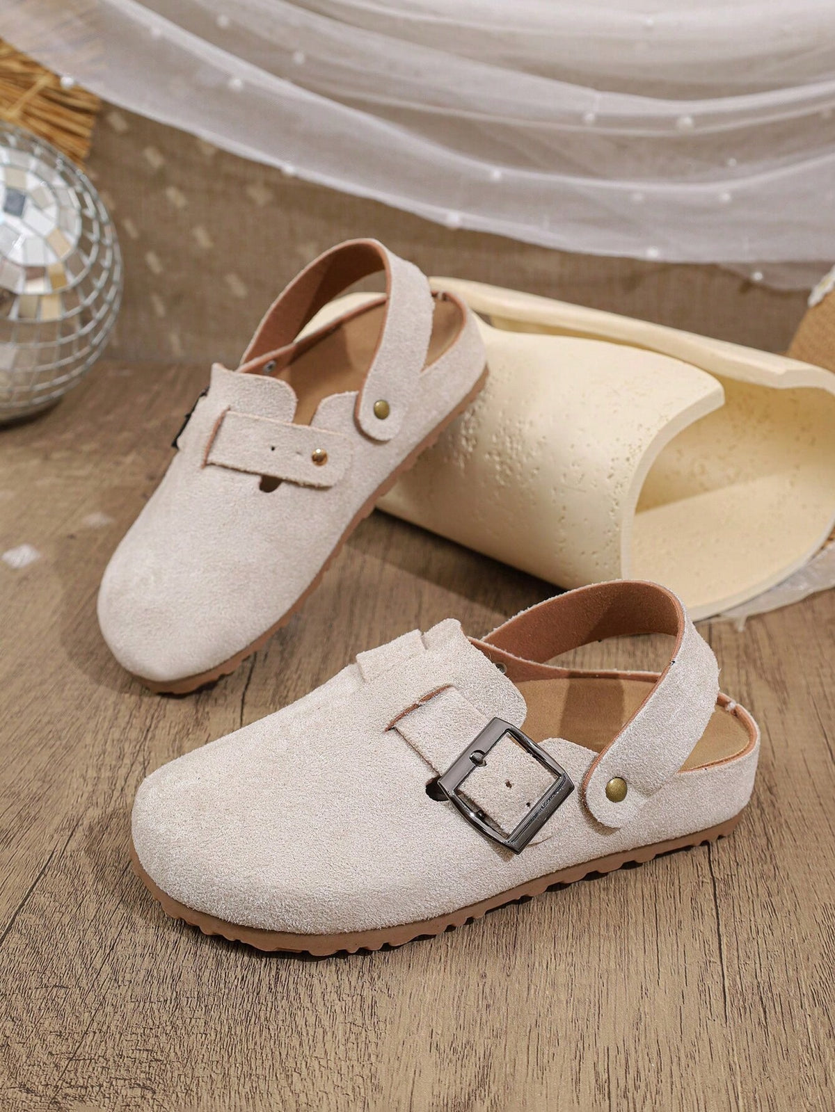 Girls/Kids Casual Retro Slip-On Flat Shoes, Fashionable For All Seasons