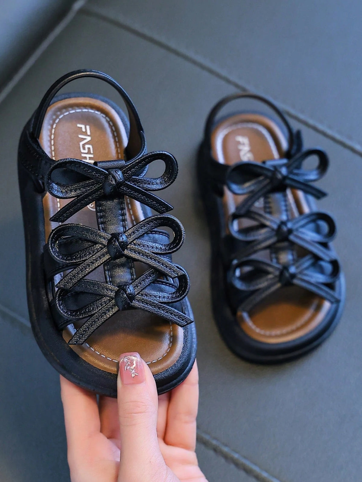 Girls' Sandals Beach Shoes Spring Summer New Sweet Bow Fashion Versatile Indoor Soft Sole Comfortable