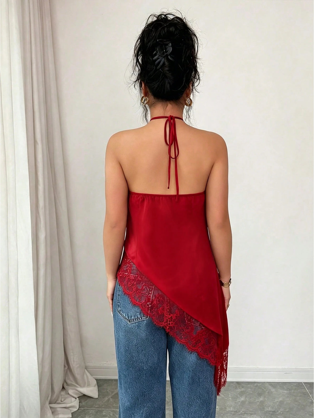 GlowEve Summer New Women's Tank Top, Black Tank Top, Halter Neck Tie, Asymmetrical Hem Lace Trim, Sexy Women's Tank Top, Gorgeous Lace Decor Backless Fitted Tank Top, Sexy Sleeveless Top, Suitable For