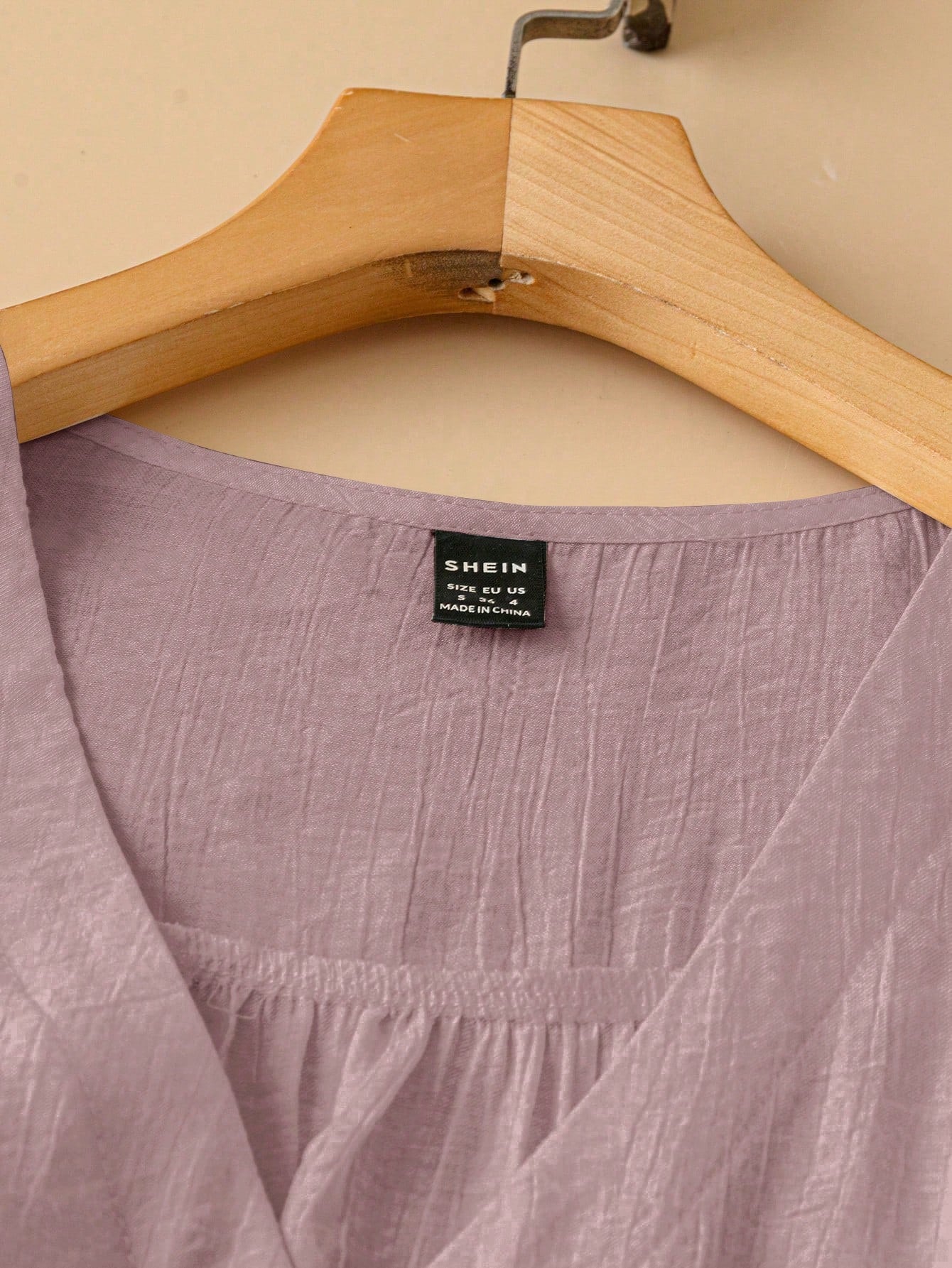 GlowEve Women Button-Down Gathered Shoulder Sleeve Blouse