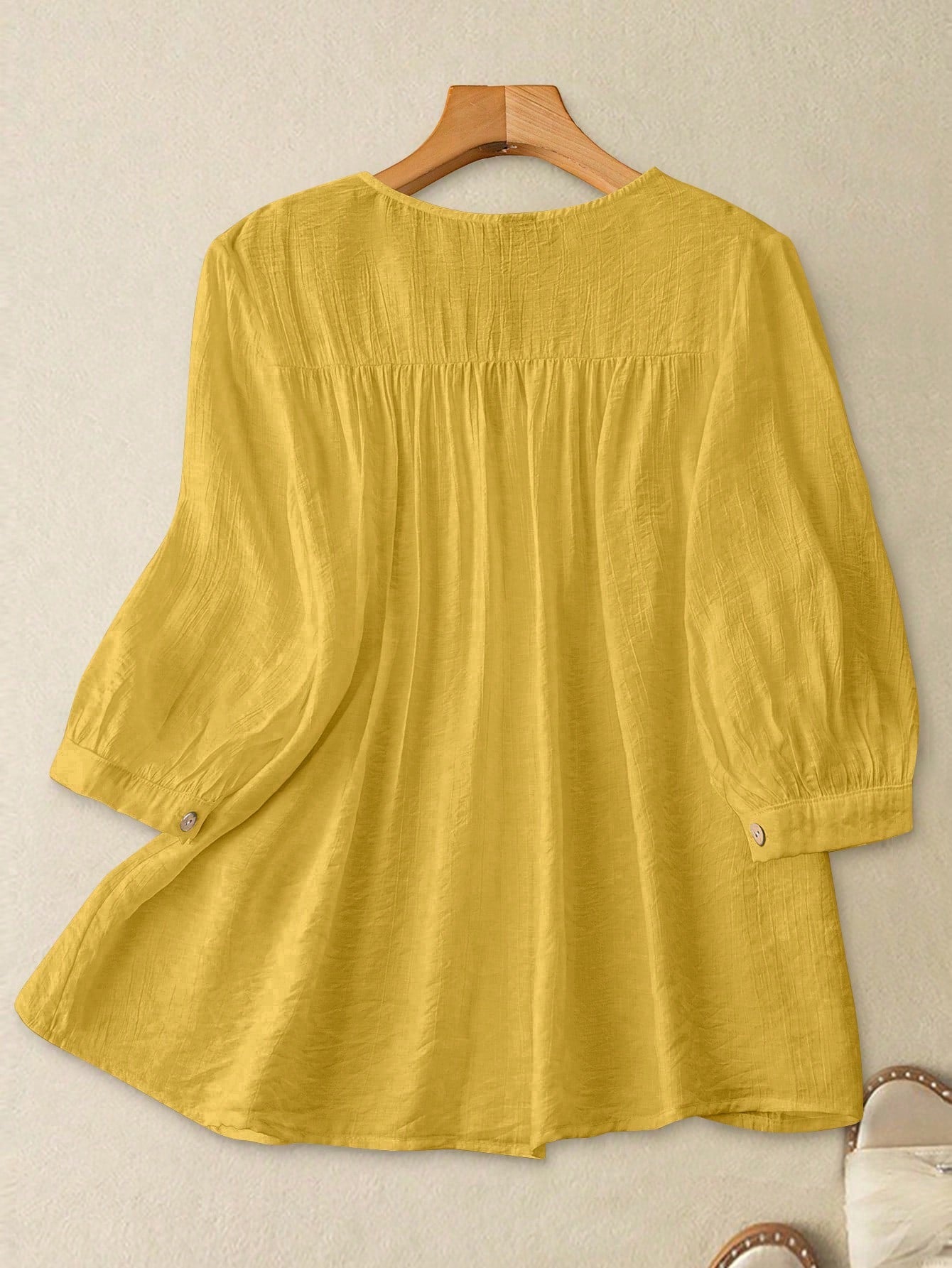 GlowEve Women Button-Down Gathered Shoulder Sleeve Blouse
