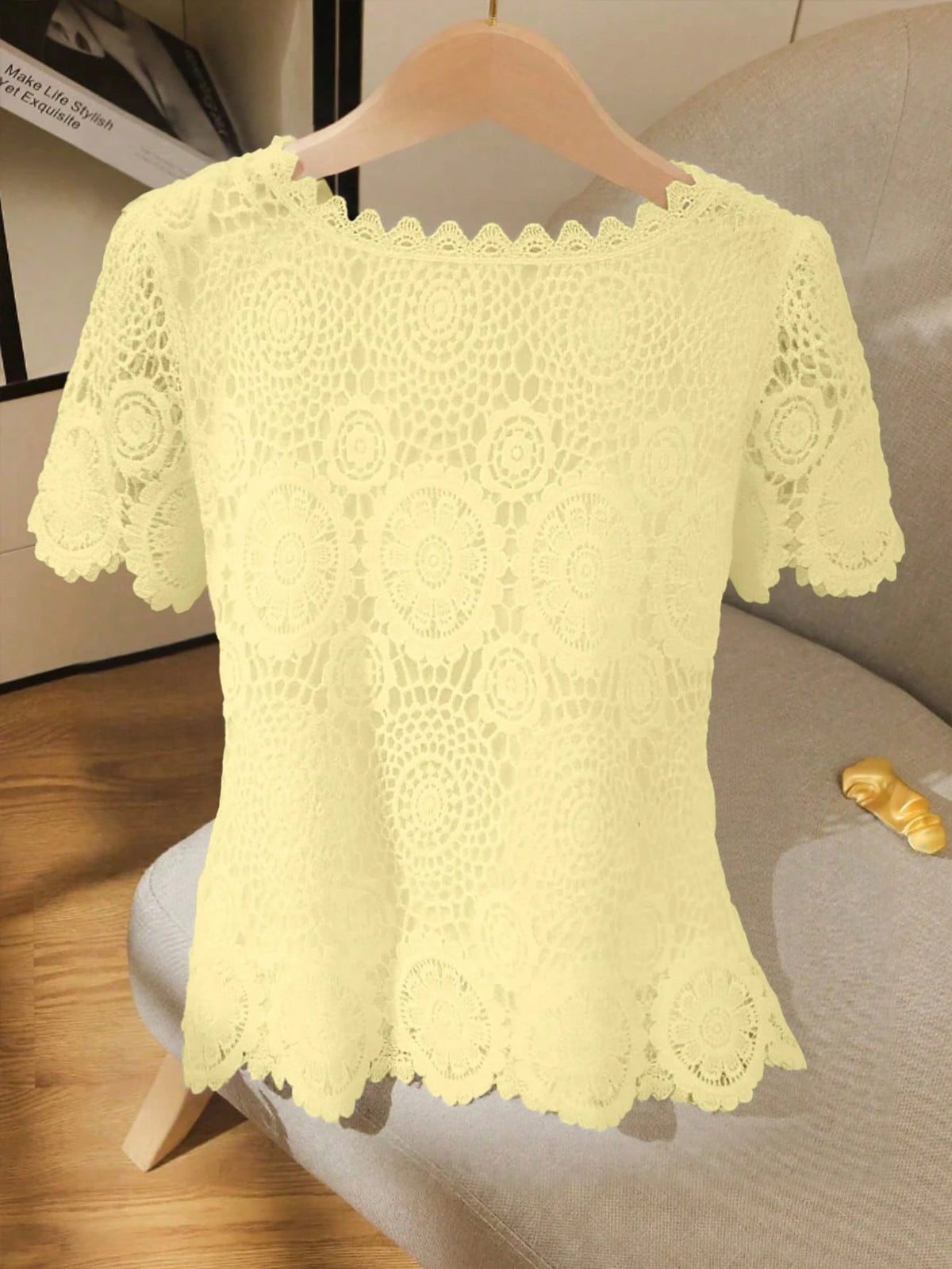 GlowEve Women's Crochet Lace Fashionable Elegant Slimming Design Square Neck Short Sleeve Blouse