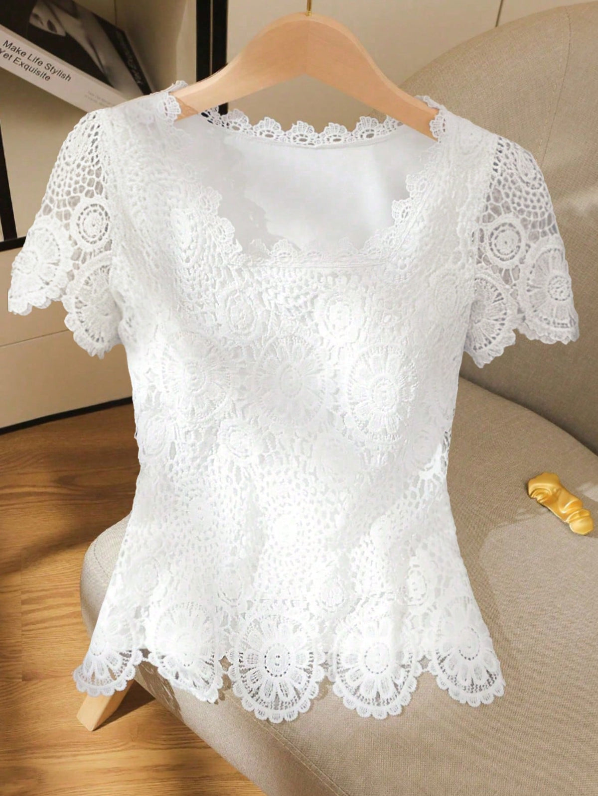 GlowEve Women's Crochet Lace Fashionable Elegant Slimming Design Square Neck Short Sleeve Blouse