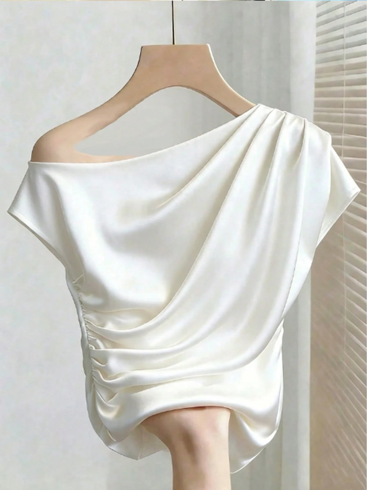 GlowEve Women's White Summer Elegant Brunch Smooth Fabric Oblique Off Shoulder Ruched Design Blouse,Birthday Gift,Date,Party,Valentine's Day,Cocktail Party