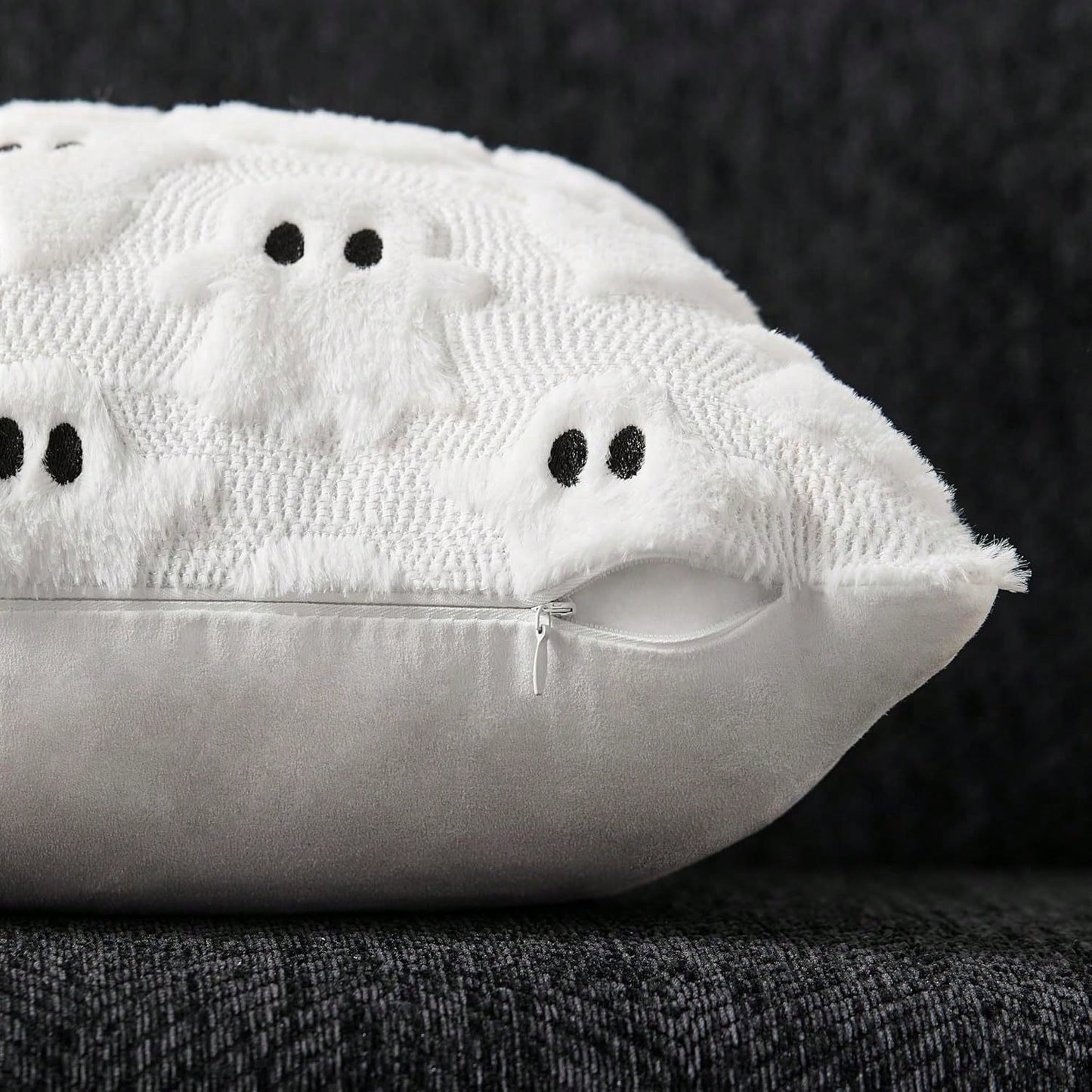 Halloween Pillowcase Cute Ghost Throw Pillow Cover 18x18 Inch 2pcs Set Soft Plush Faux Fur Autumn Decor Sofa Bed Porch Living Room Cushion Cover