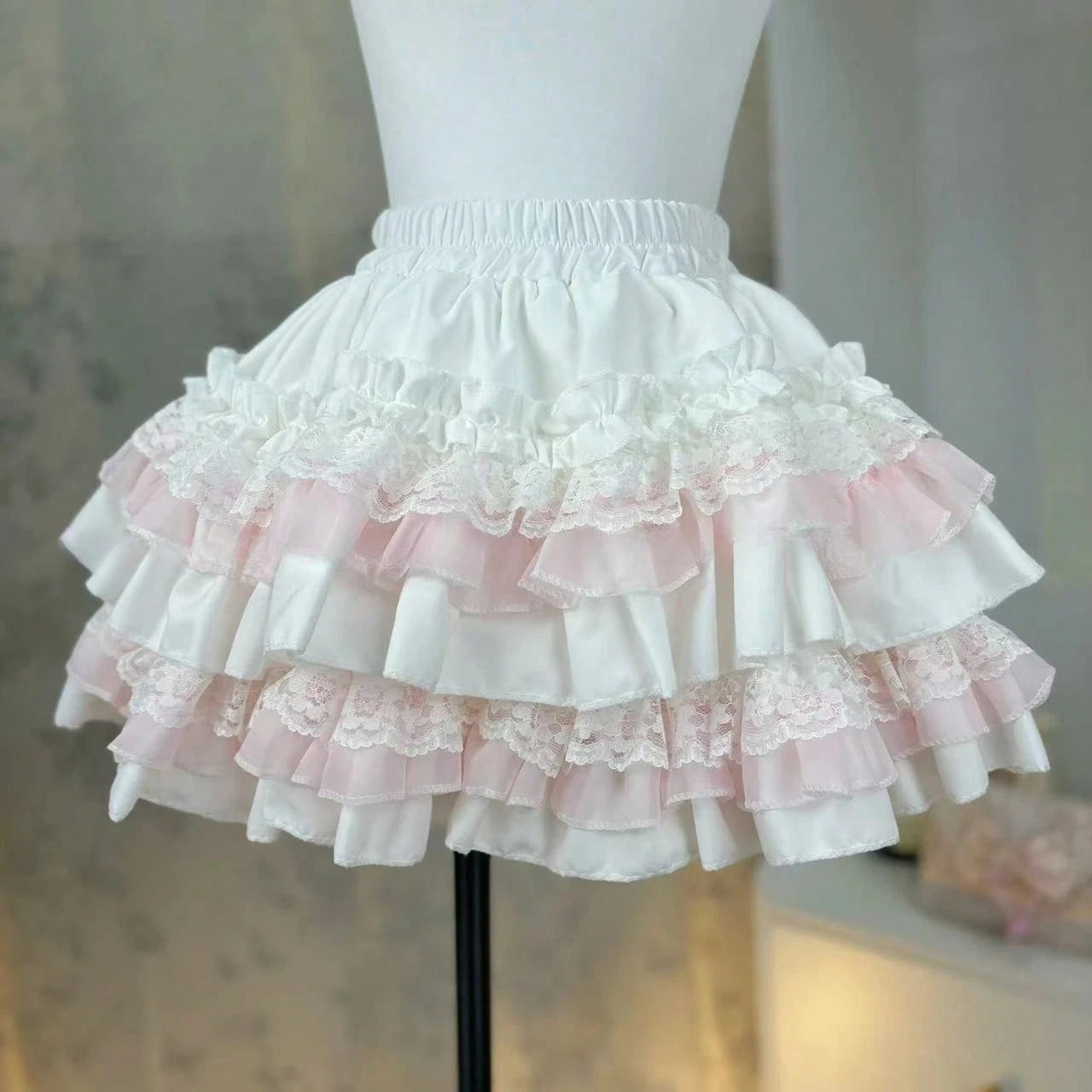 Harajuku Kawaii Lolita Cake Skirt Women Sweet Lace Patchwork Fluffy Mini Y2K High Waist Princess Streetwear Fashion Aesthetic Party Cute Ruffled Tutu Dresses