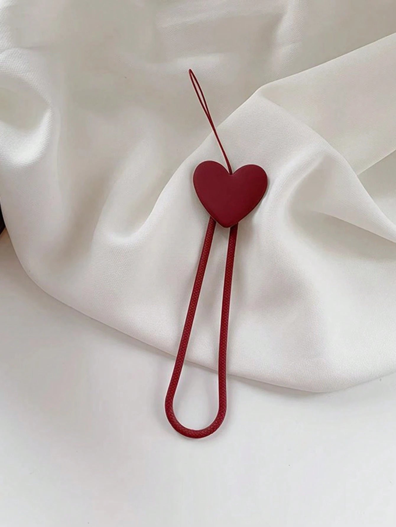 Heart Shaped Silicone Minimalist Luxury Niche Casual Versatile Phone Lanyard Gifts For Mother, Family, Friends, Birthday, Holiday Phone Charm, Phone Chain
